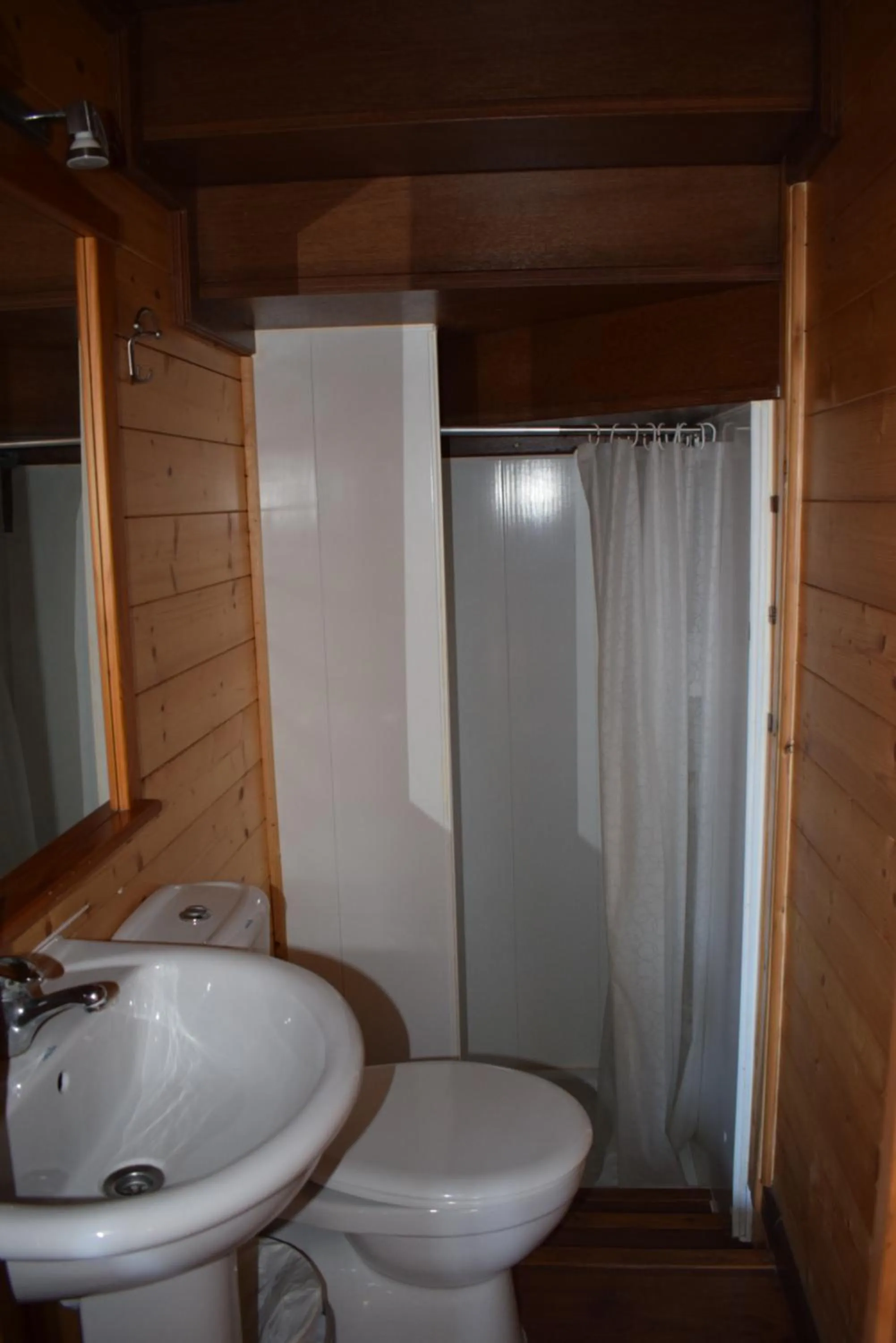 Bathroom in Bungalows Park Albufera
