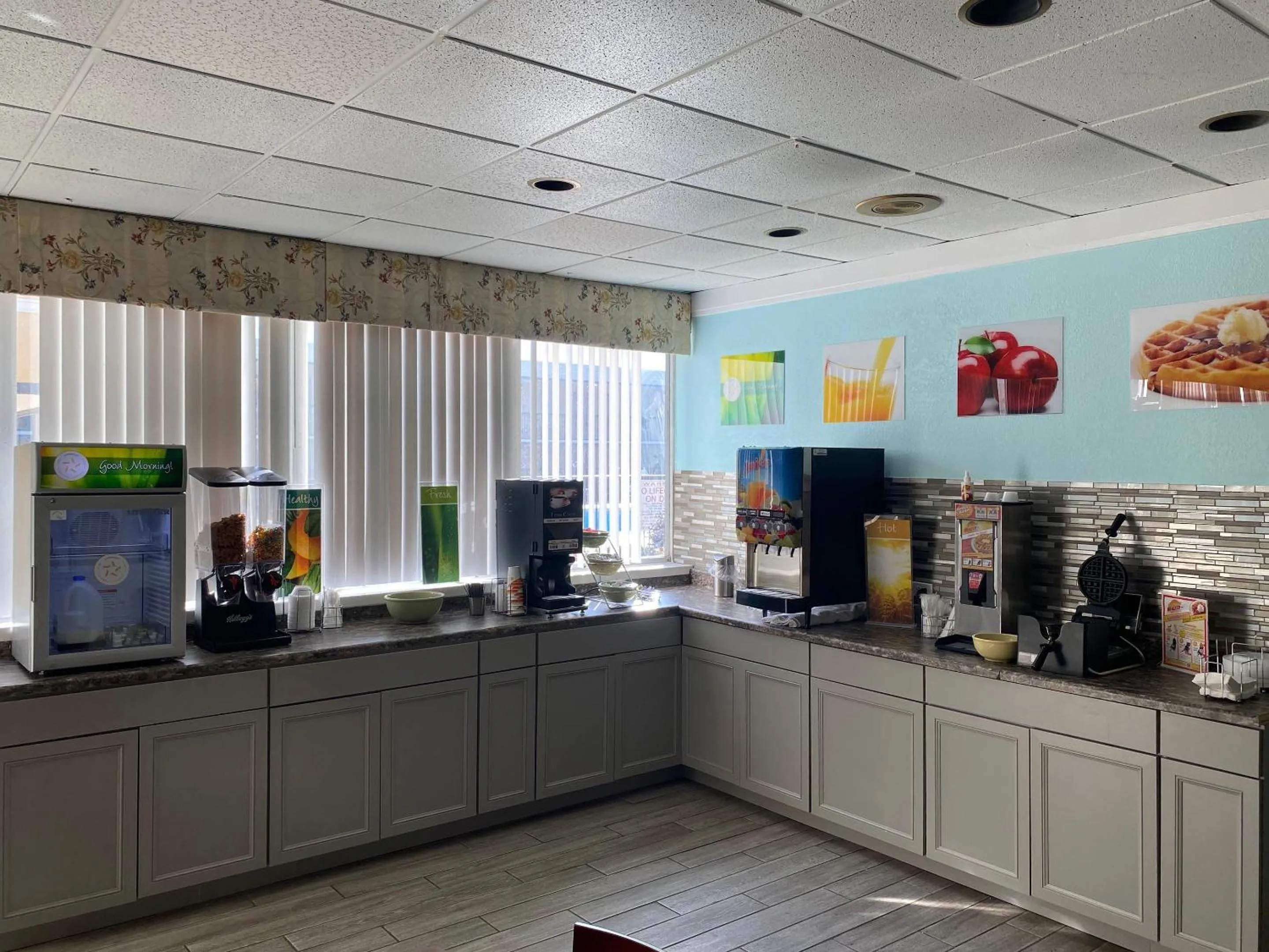 Breakfast in Quality Inn Elizabeth City near University