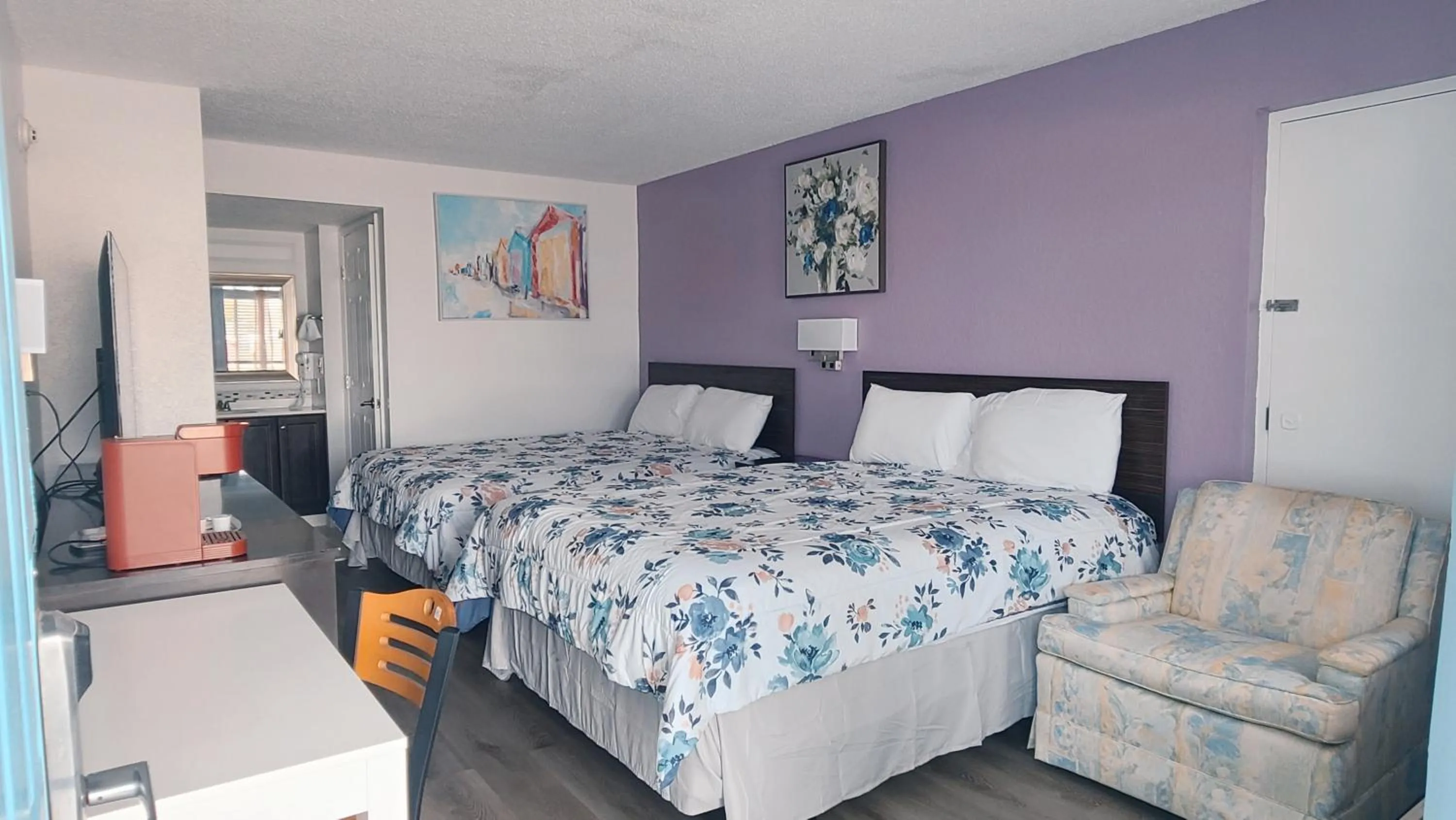 Photo of the whole room in Historic Inn - Saint Augustine