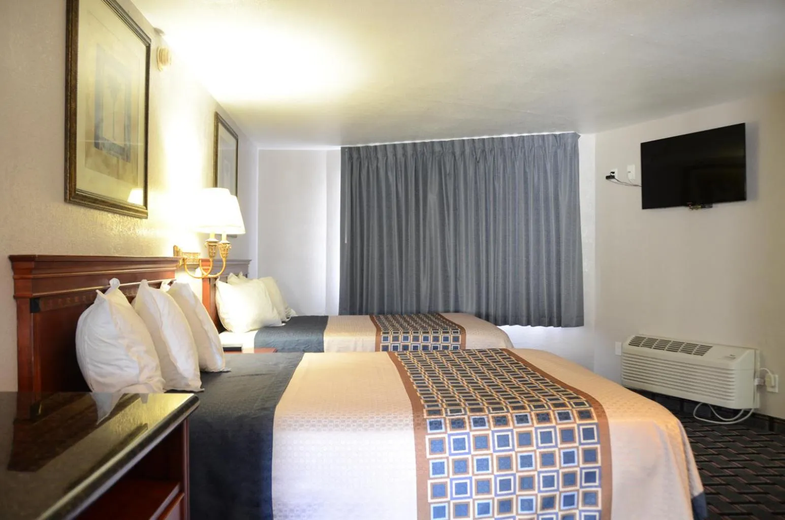 Bed in Lion Inn - Saint Augustine