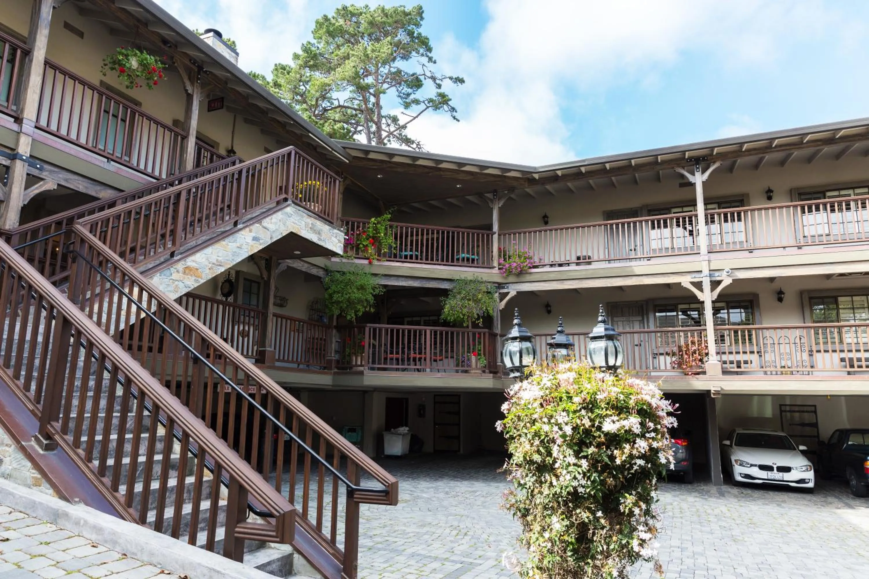 Property building in Coachman's Inn, A Four Sisters Inn