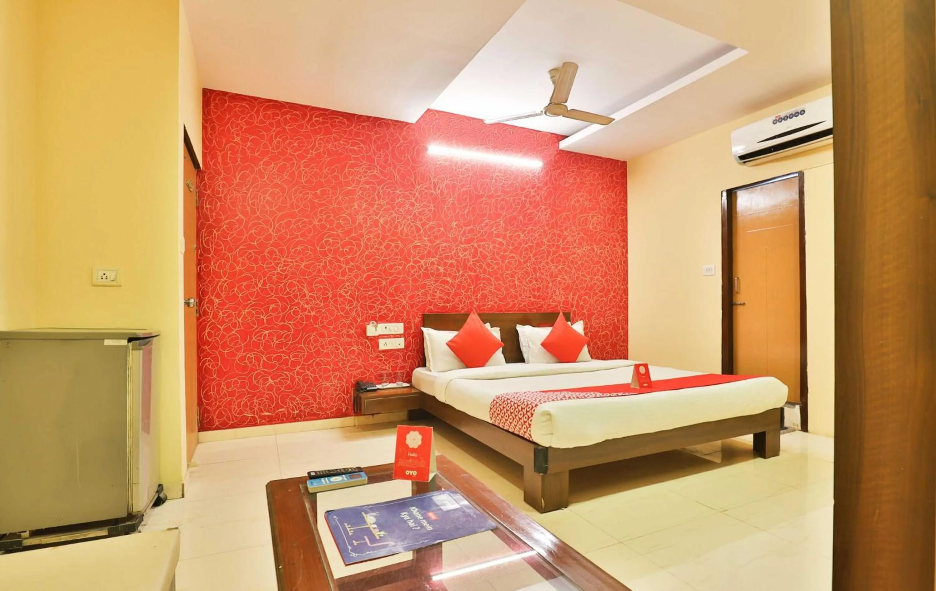 Bedroom, Bed in Hotel O Sunrise