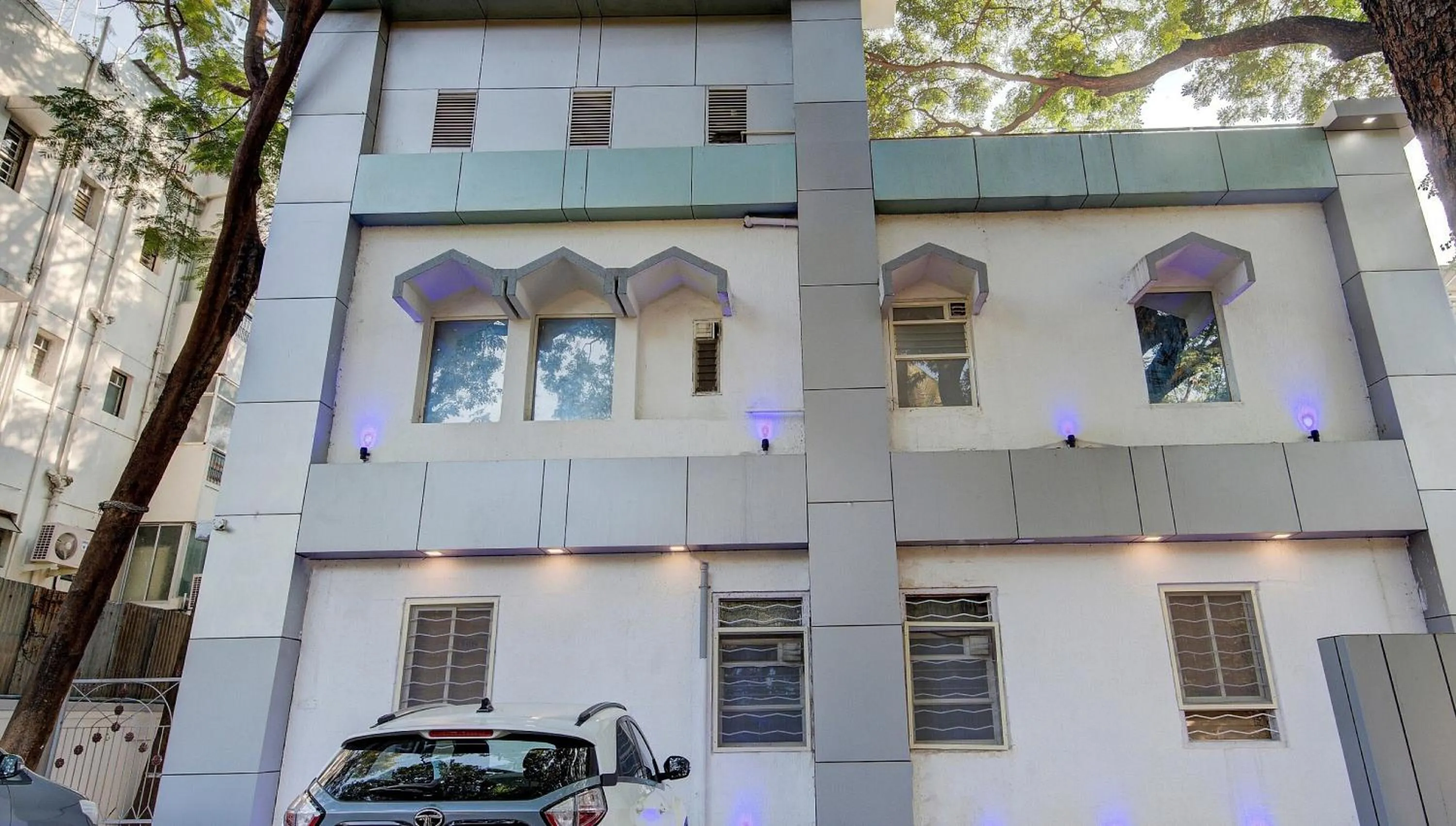 Facade/entrance in Collection O Sunshine Near Inox