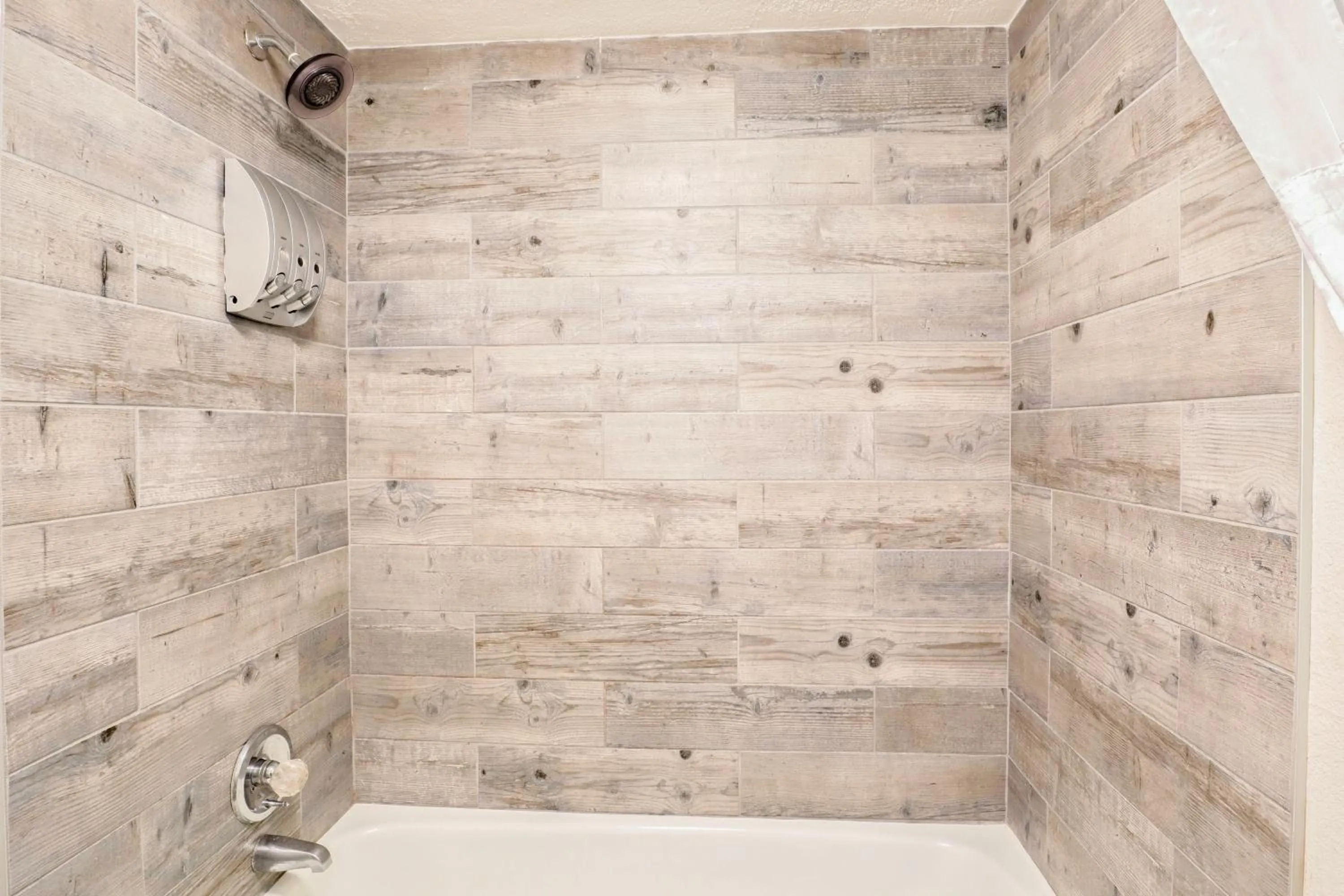 Shower in The Guest Lodge Gainesville