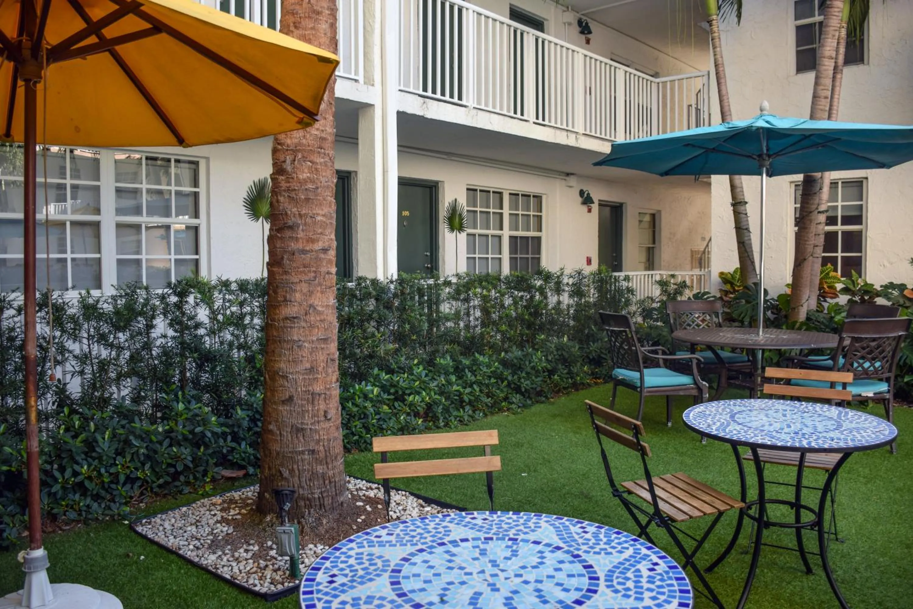 Patio in Coral Reef at Key Biscayne