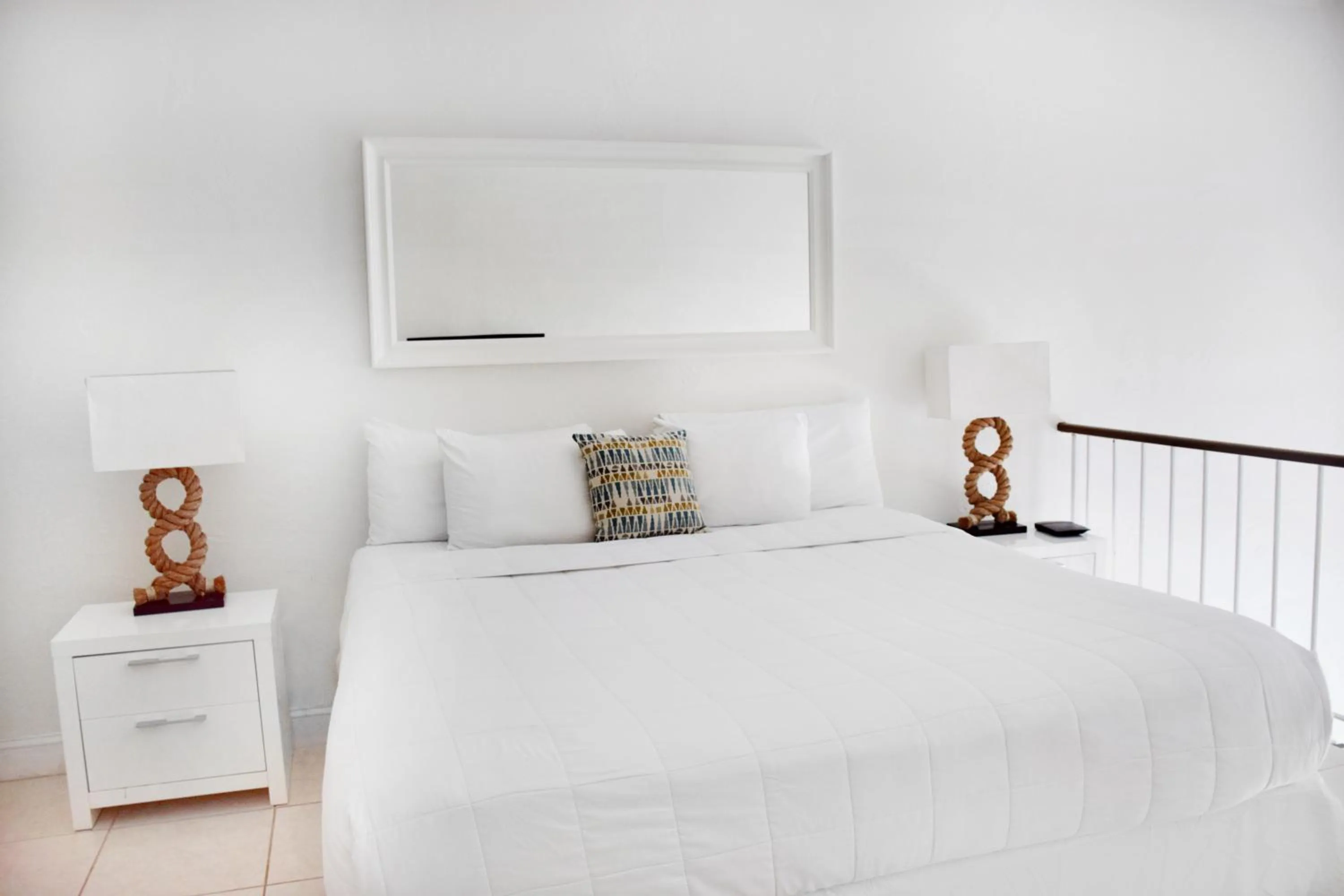 Bedroom, Bed in Coral Reef at Key Biscayne