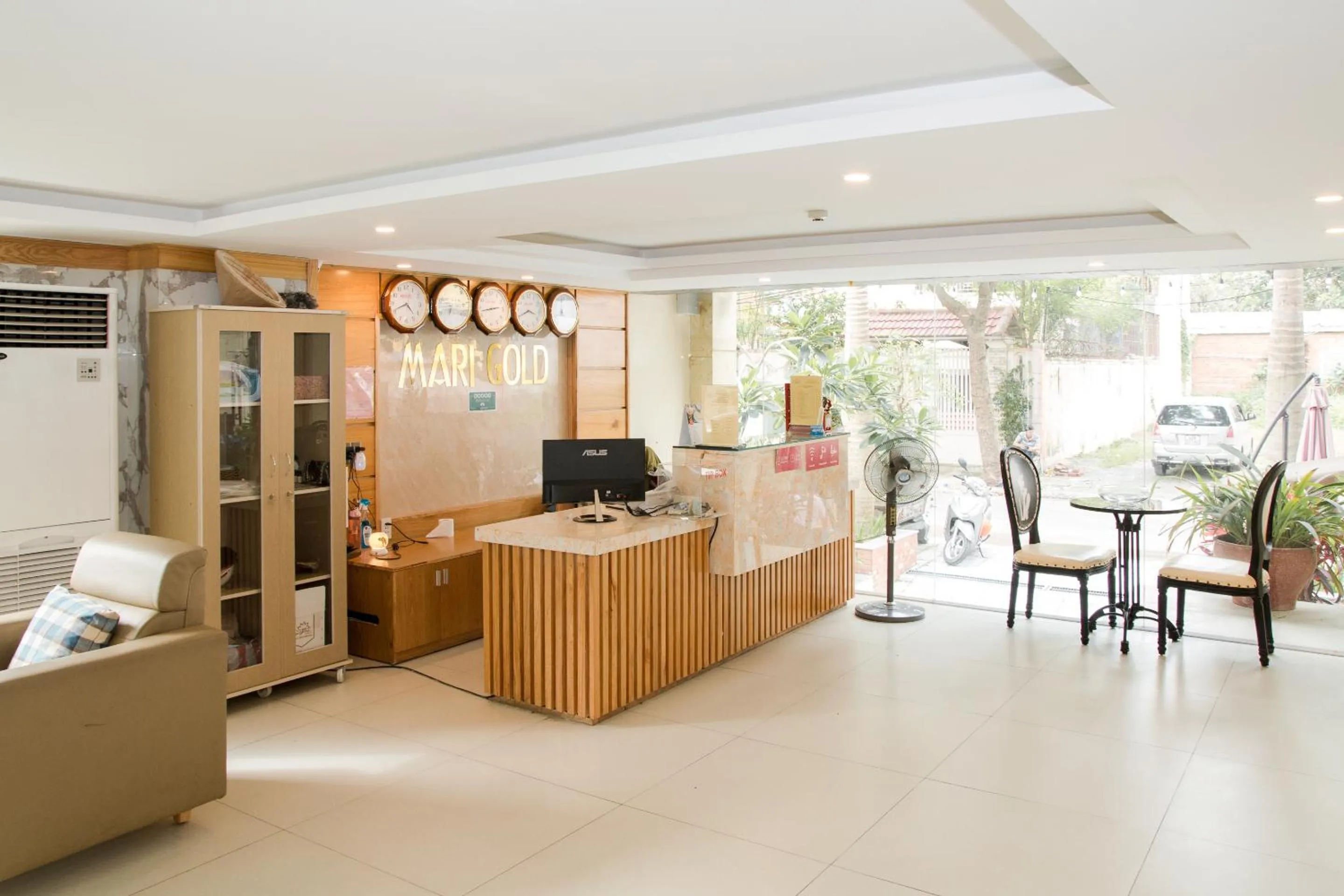 Lobby or reception in Marigold Hotel & Apartment