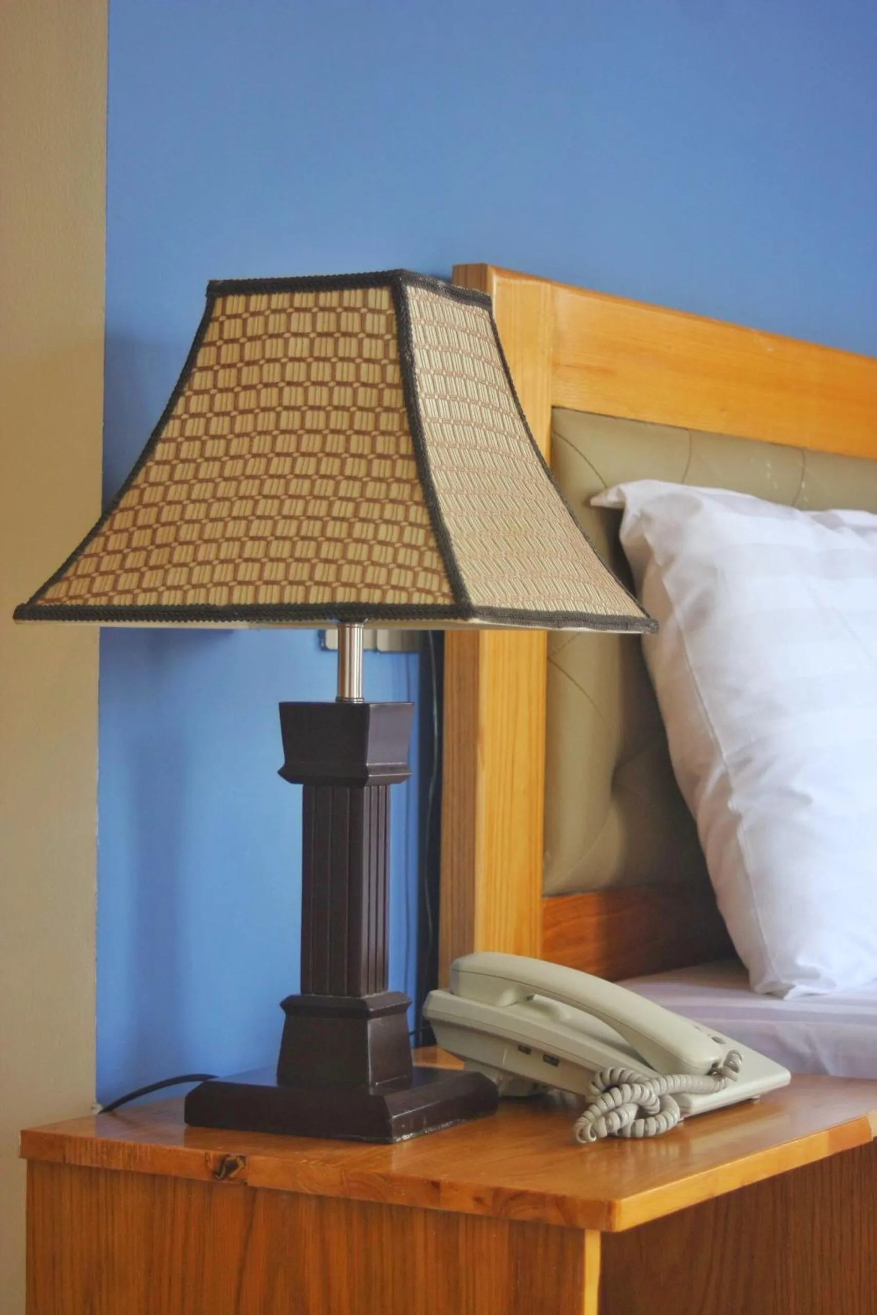 hair dresser, Bed in Marigold Hotel & Apartment