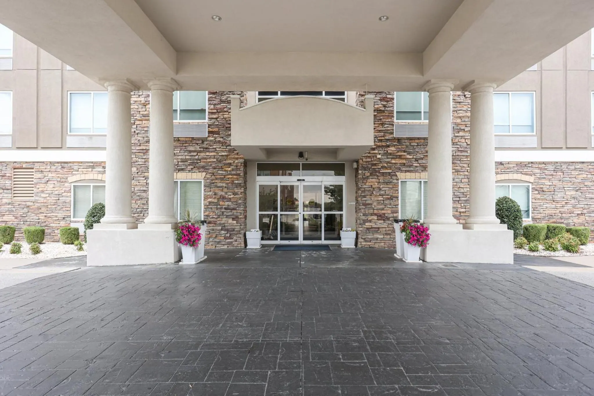 Property building in Holiday Inn Express Tulsa South Bixby by IHG