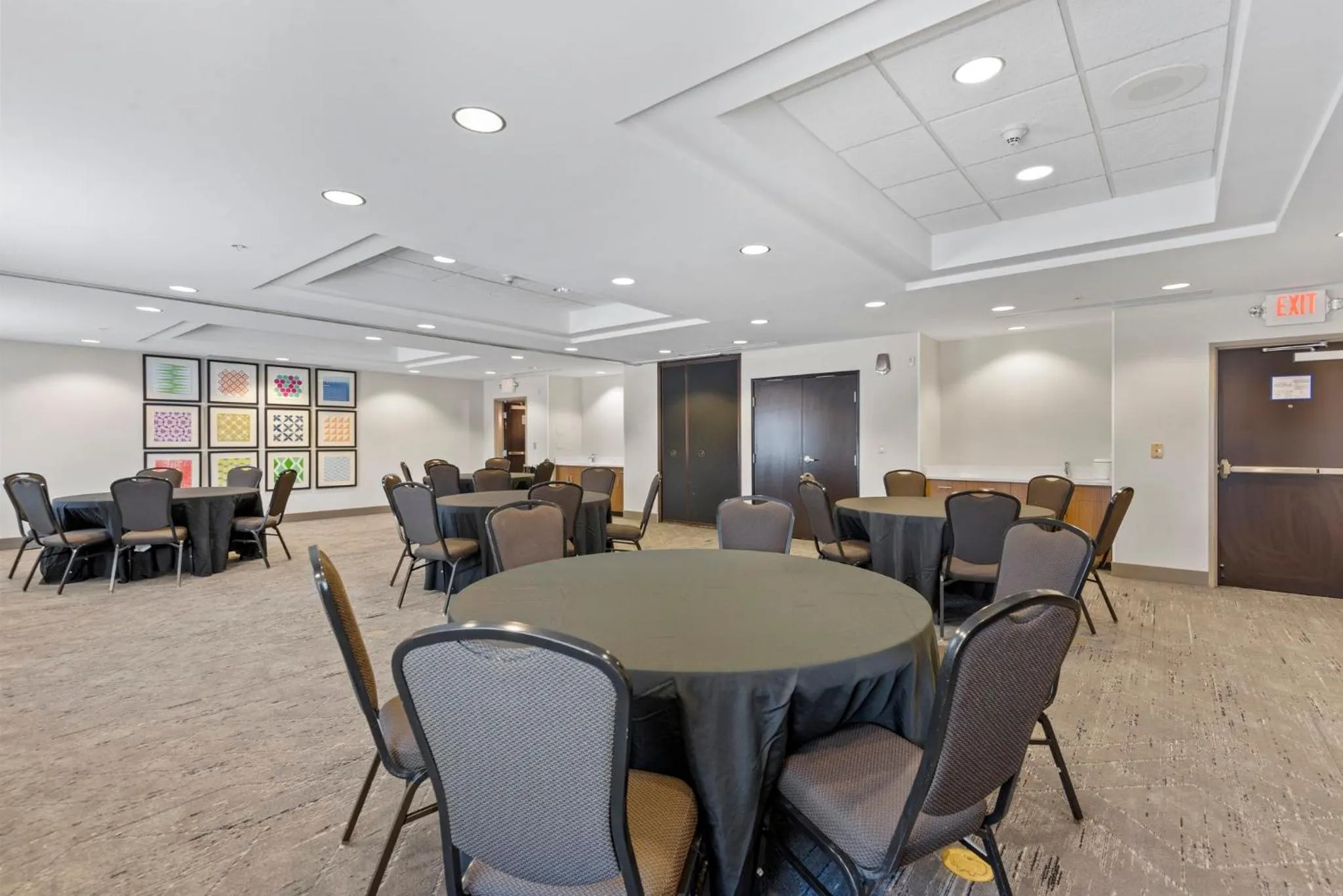 Banquet/Function facilities in Holiday Inn Express Tulsa South Bixby by IHG