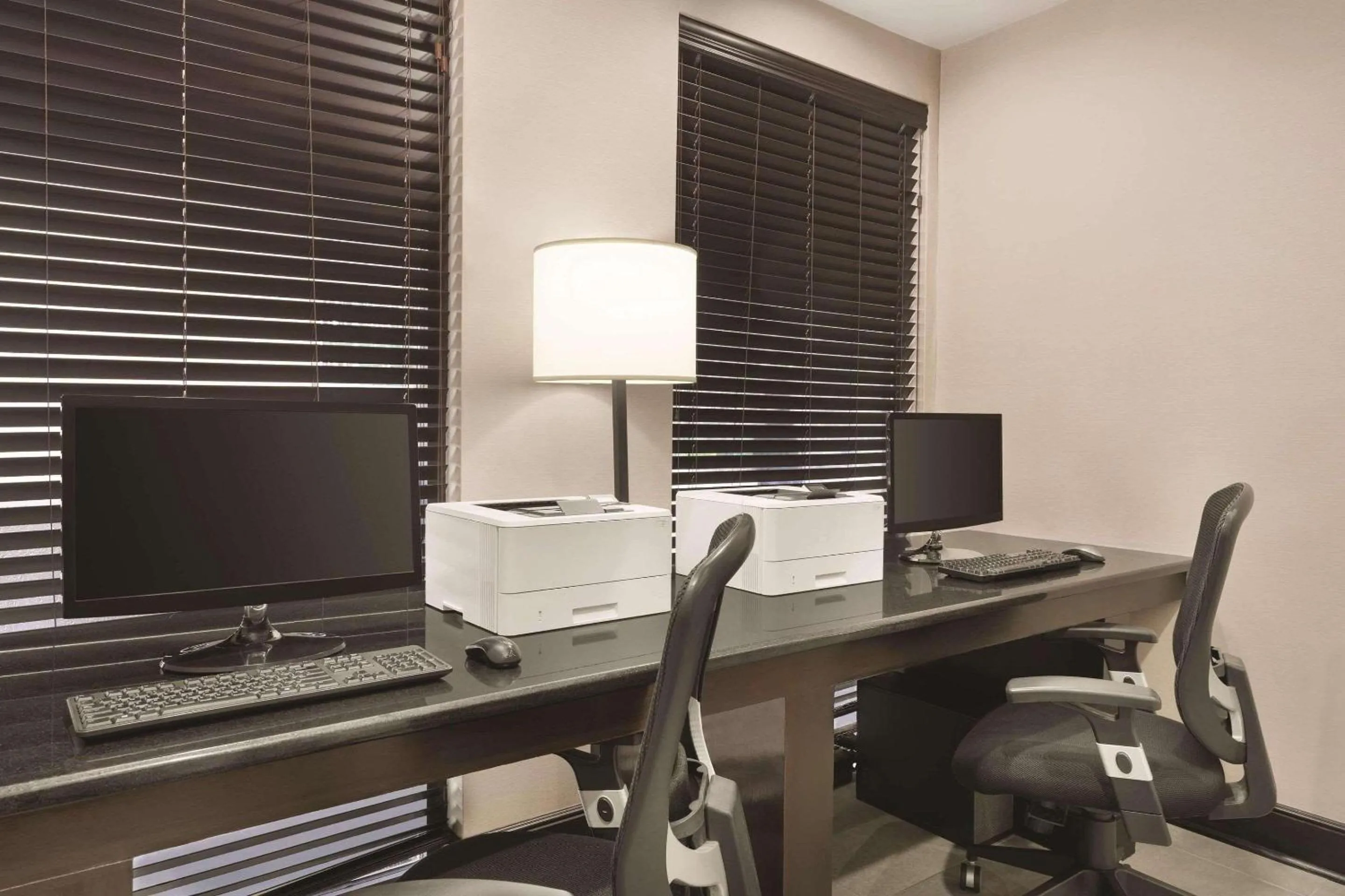Business facilities in Country Inn & Suites by Radisson, Florence, SC