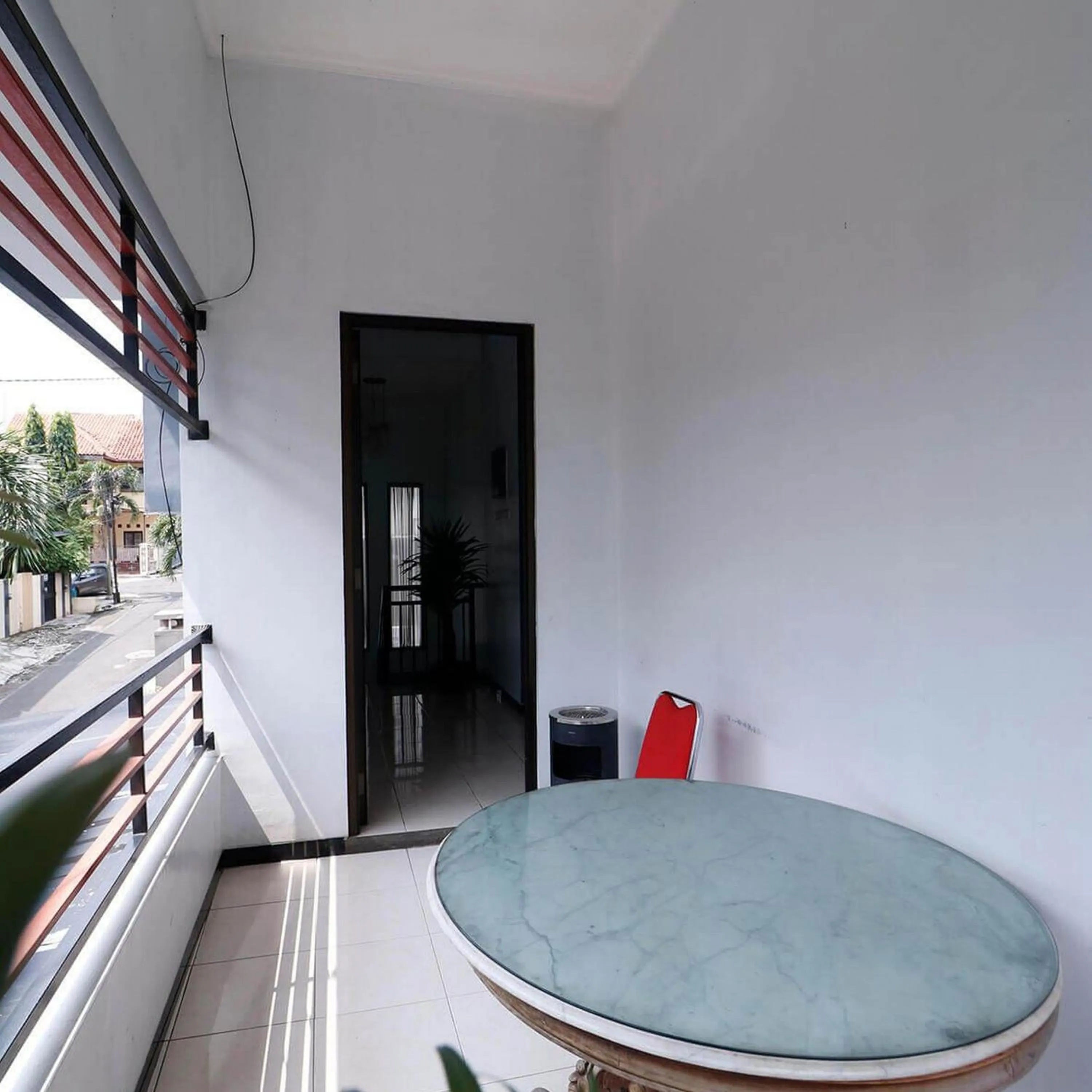 Property building in RedDoorz Plus near Undip Tembalang