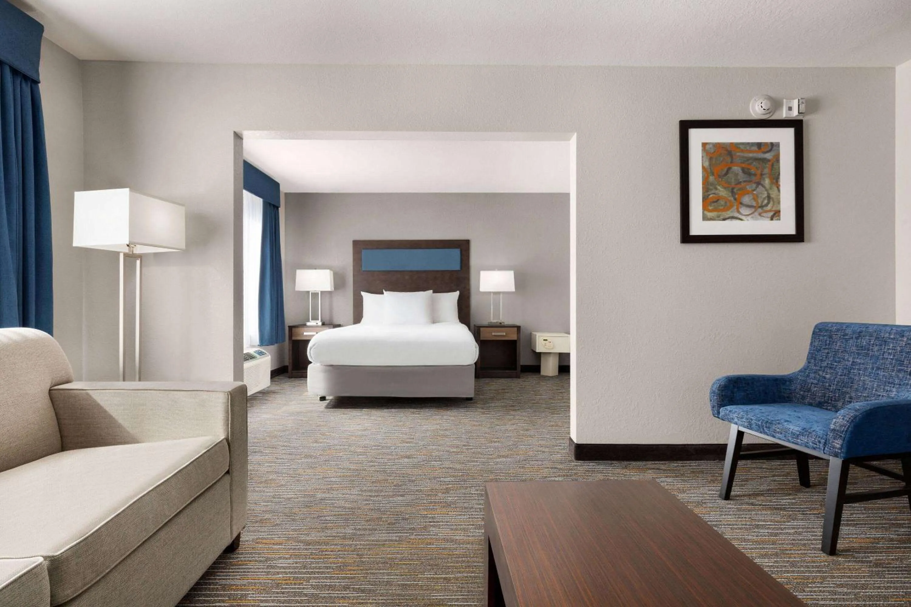 Photo of the whole room, Bed in Wingate By Wyndham Southport