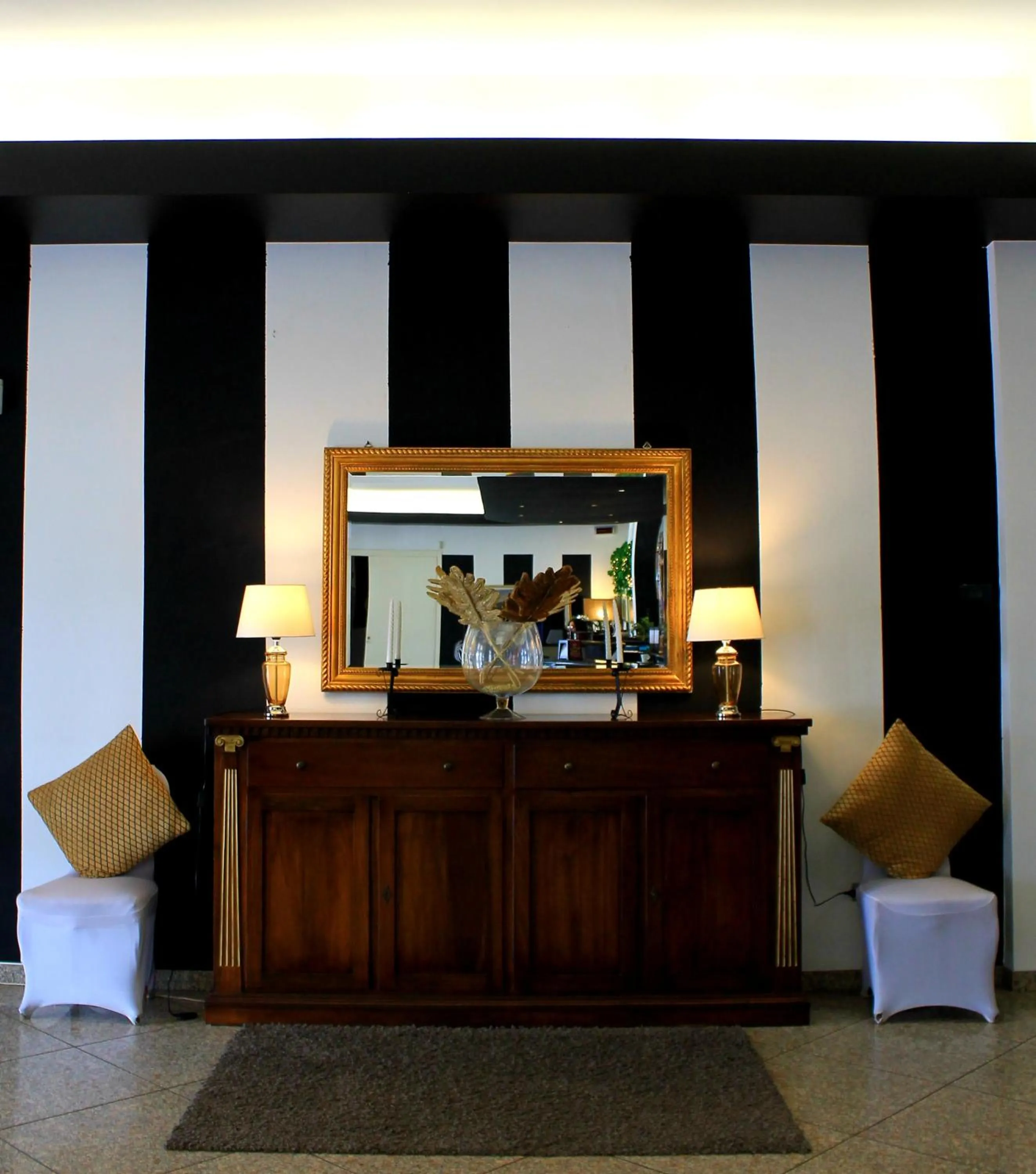 Lobby or reception in Hotel Nuovo Sole HNS