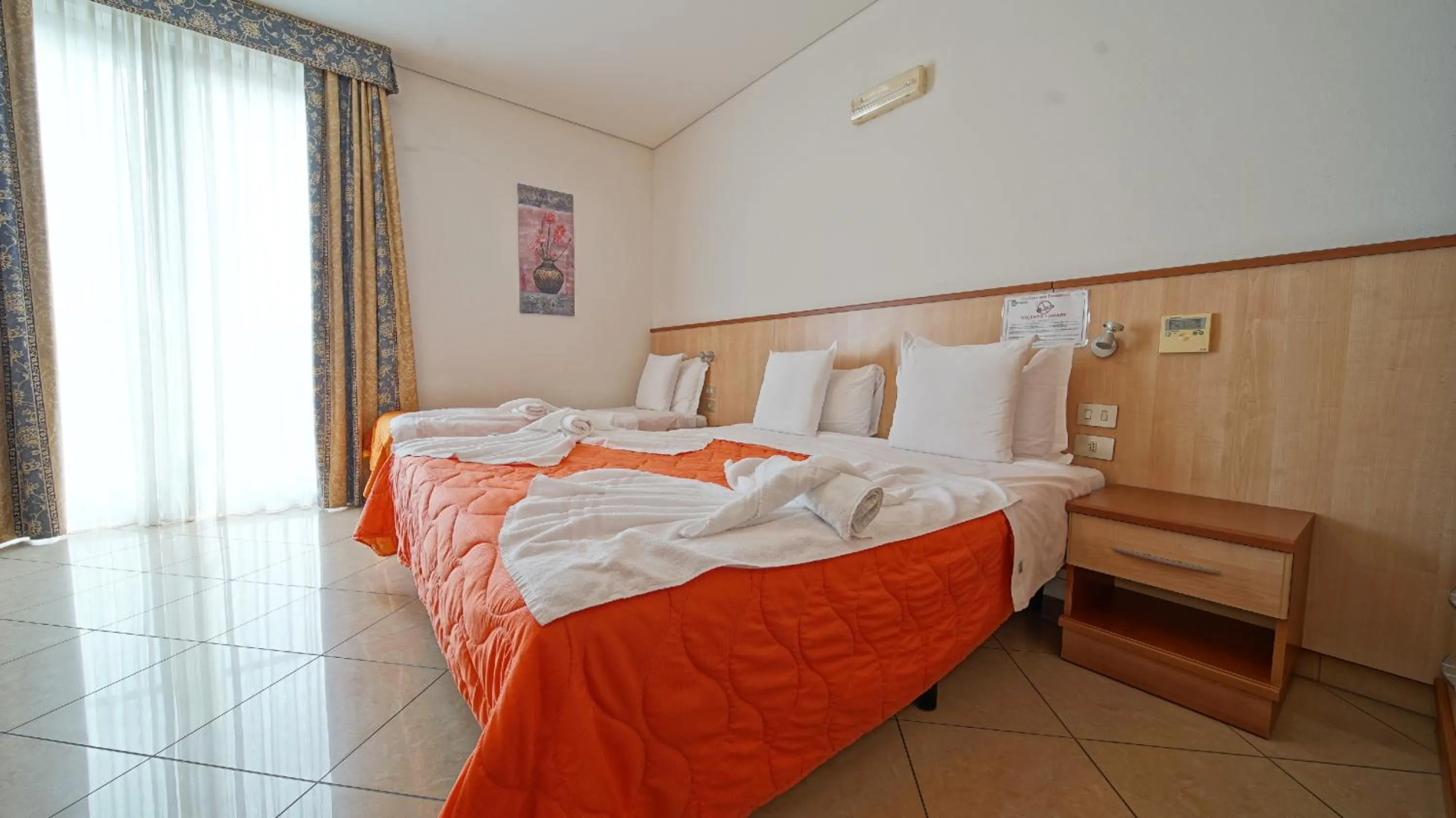 Bedroom, Bed in Hotel Nuovo Sole HNS