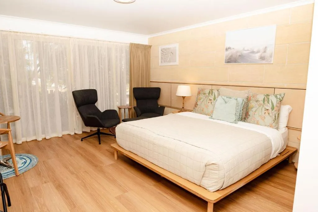 Bed in Portside Motel