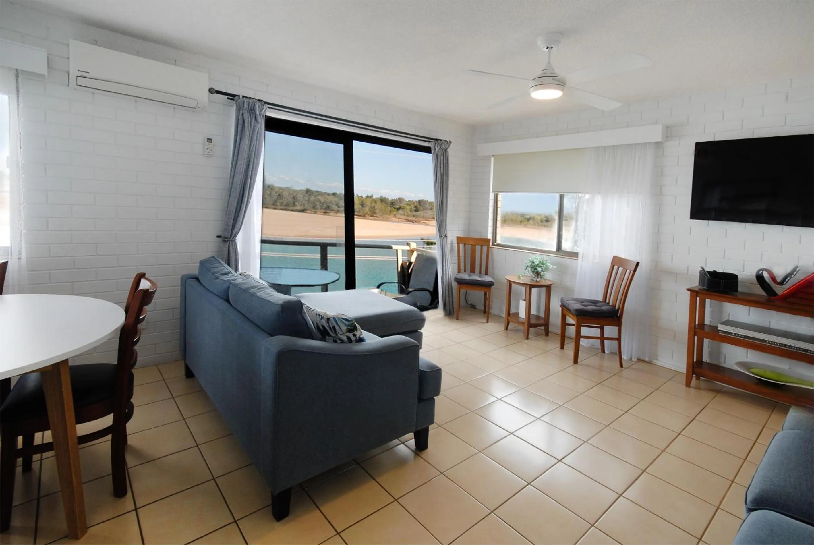 Marcel Towers Holiday Apartments