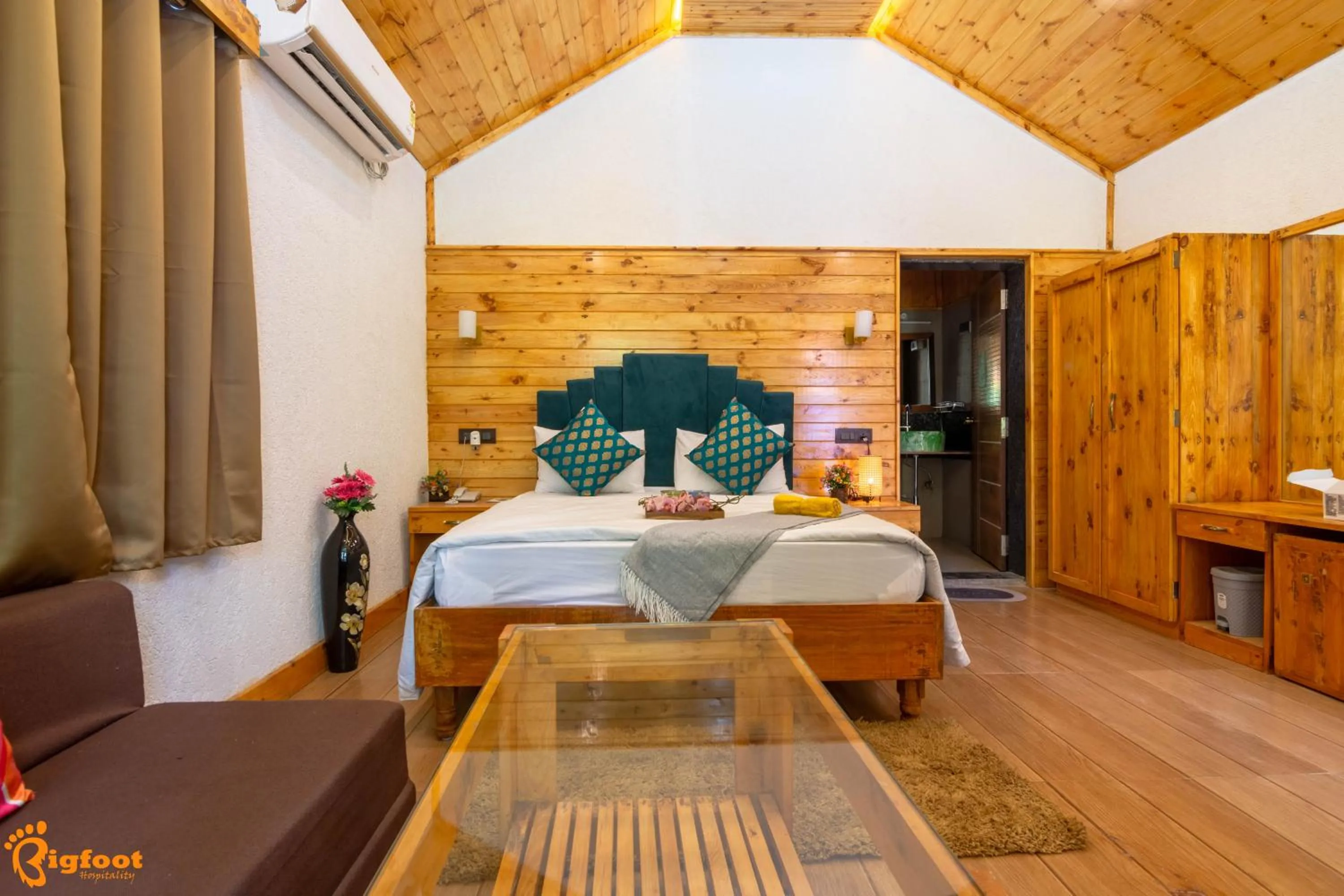 Bed in Natures Dreamland Holiday Homes, Igatpuri