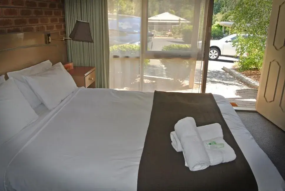 Standard Studio in Eltham Motor Inn Standard Studio in Eltham Motor Inn