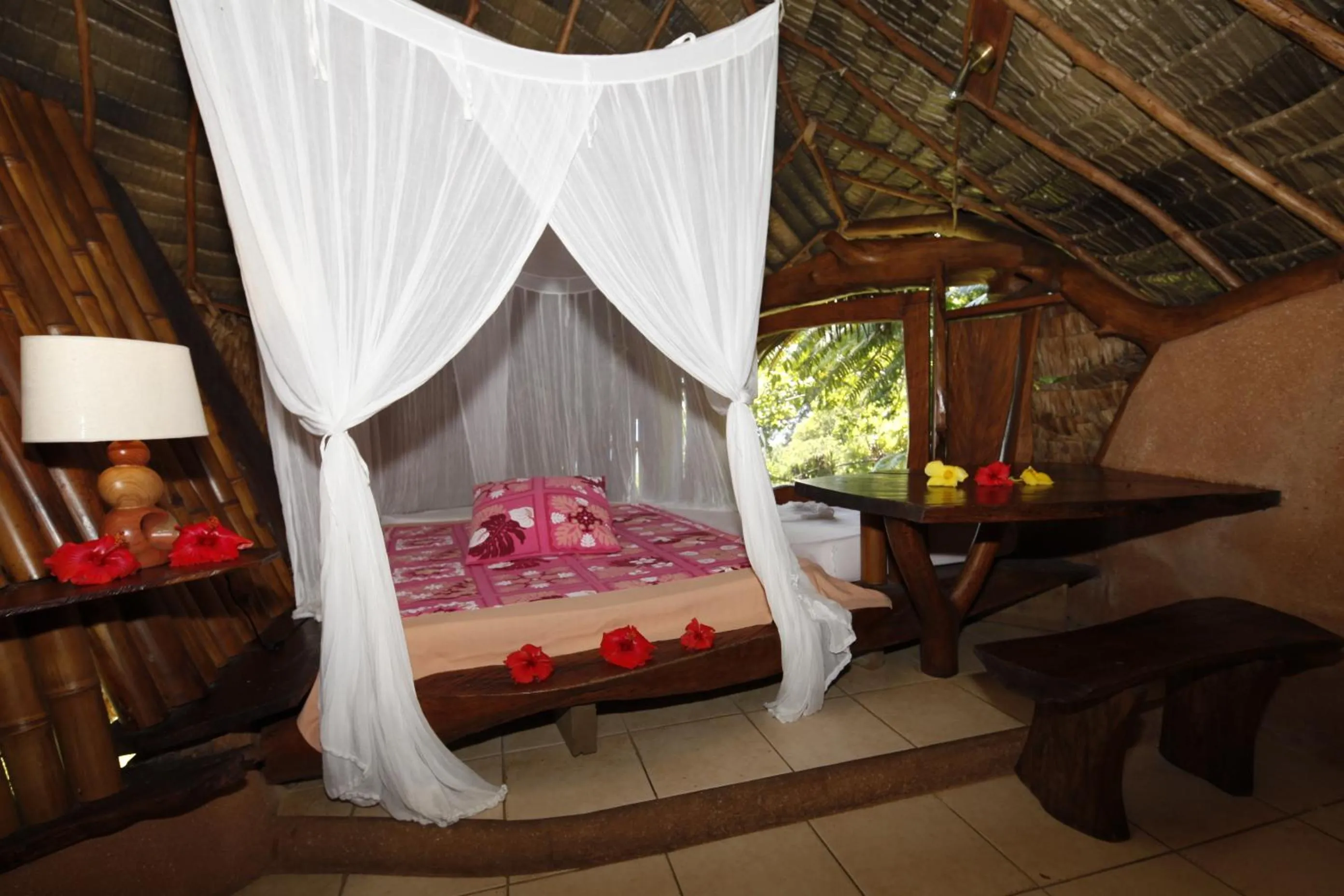 Photo of the whole room, Bed in Vanira Lodge
