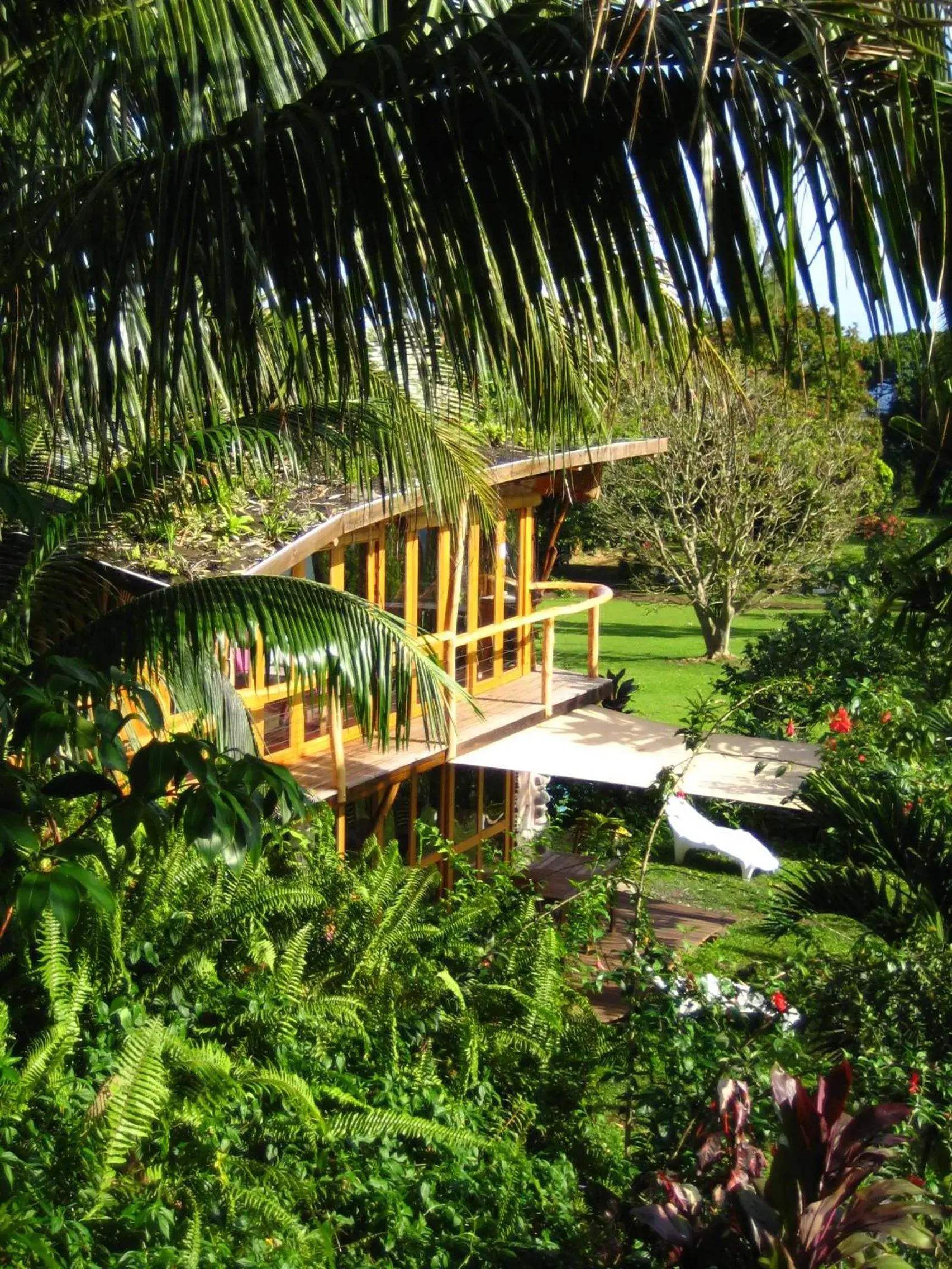 Litchi Bungalow with Terrace in Vanira Lodge Litchi Bungalow with Terrace in Vanira Lodge