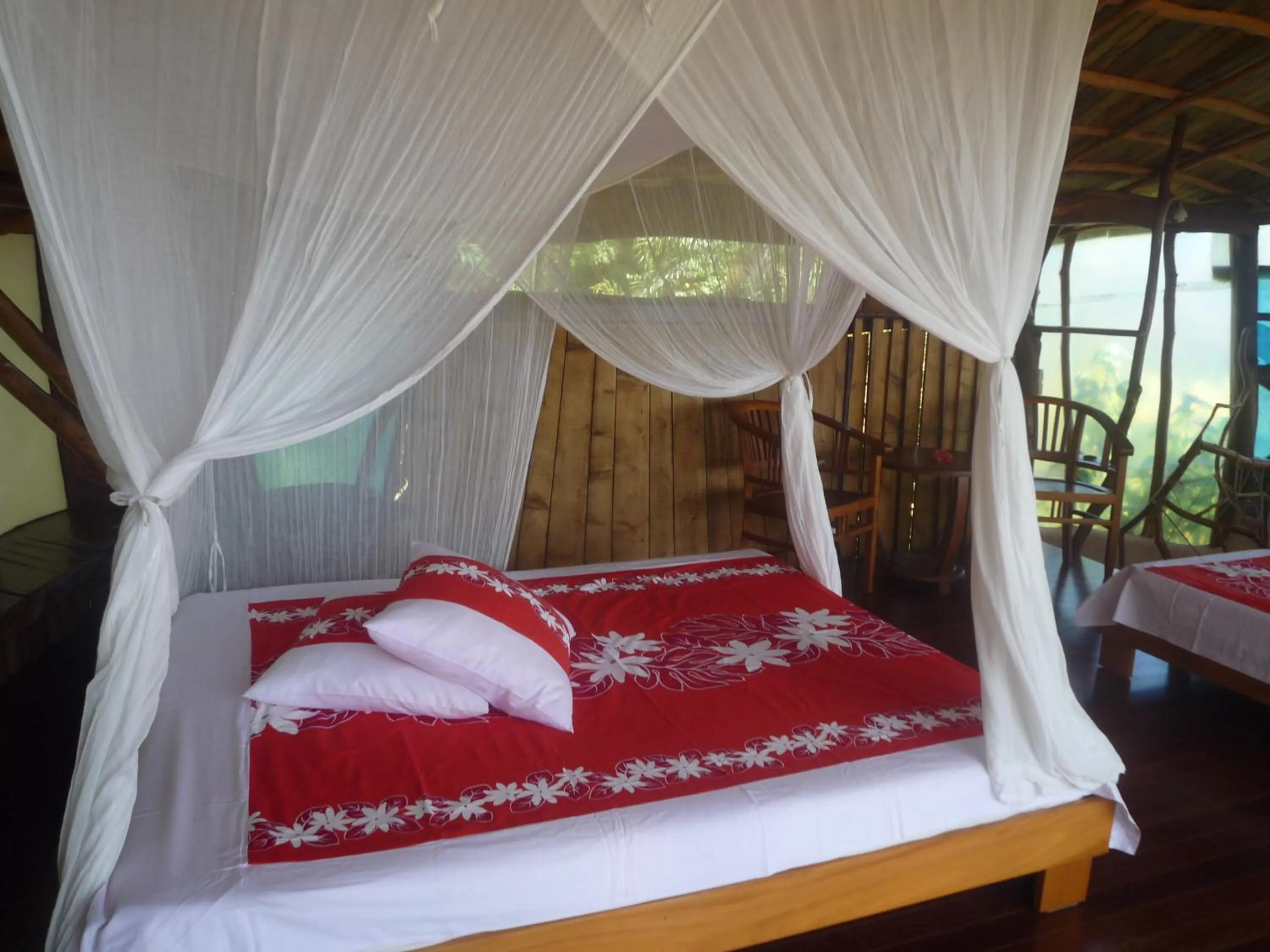 Bedroom, Bed in Vanira Lodge