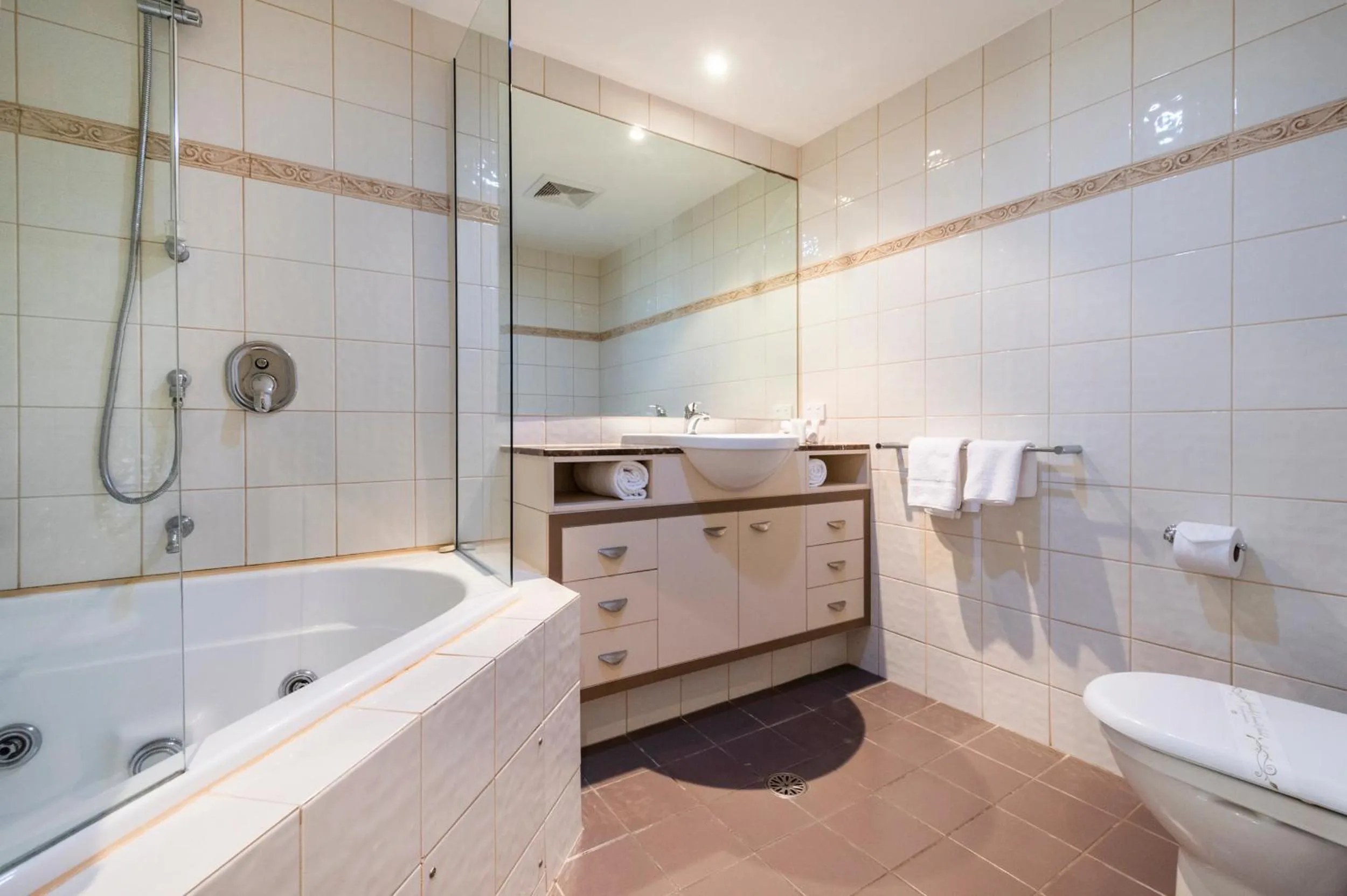 Shower in The Sands Resort at Yamba