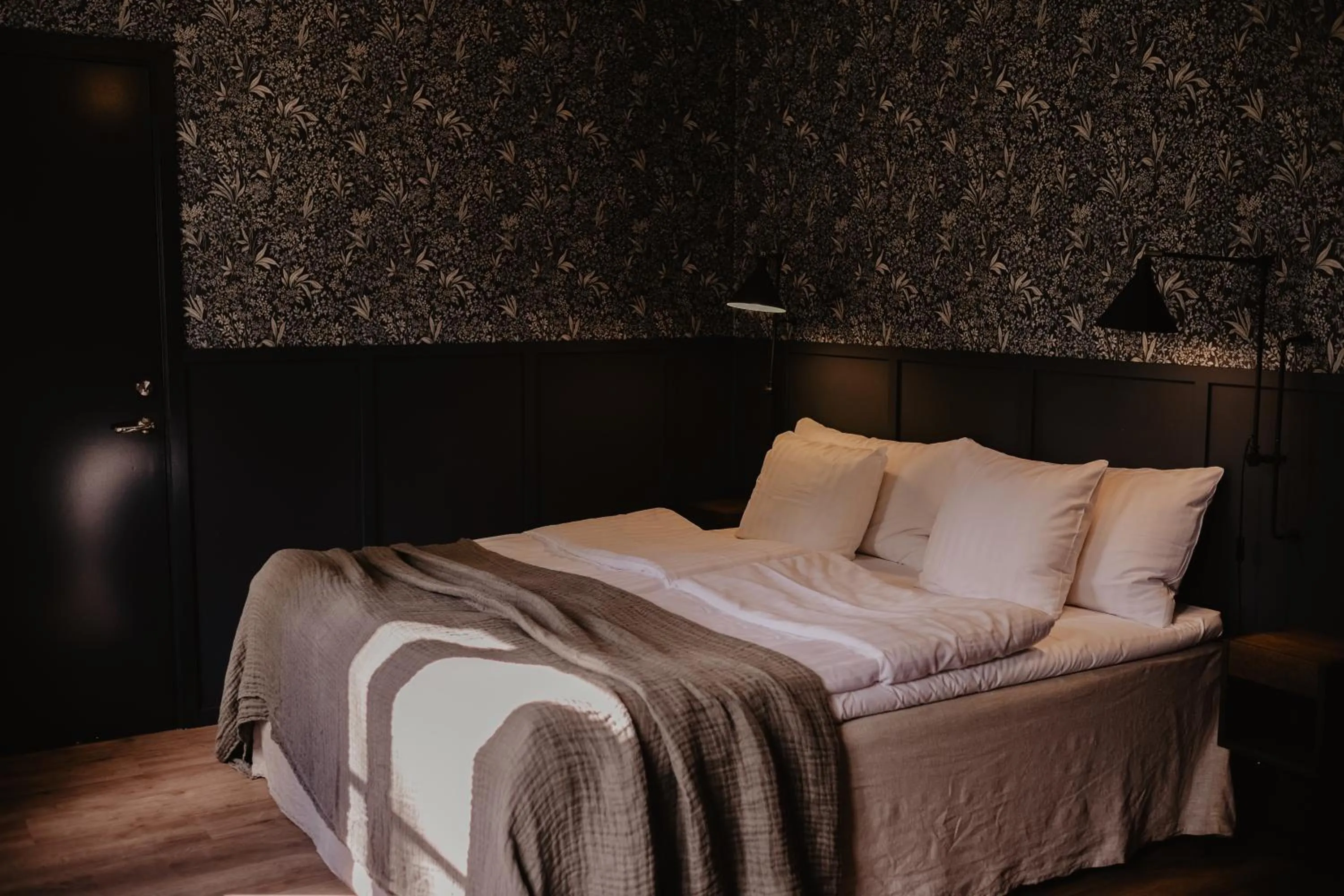 Bed in Stiftsgården Tallnäs