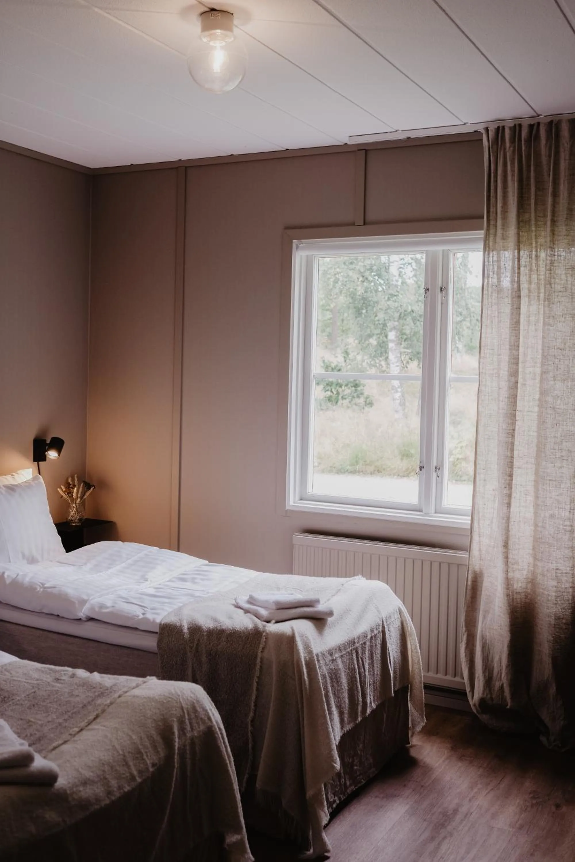 Bed in Stiftsgården Tallnäs