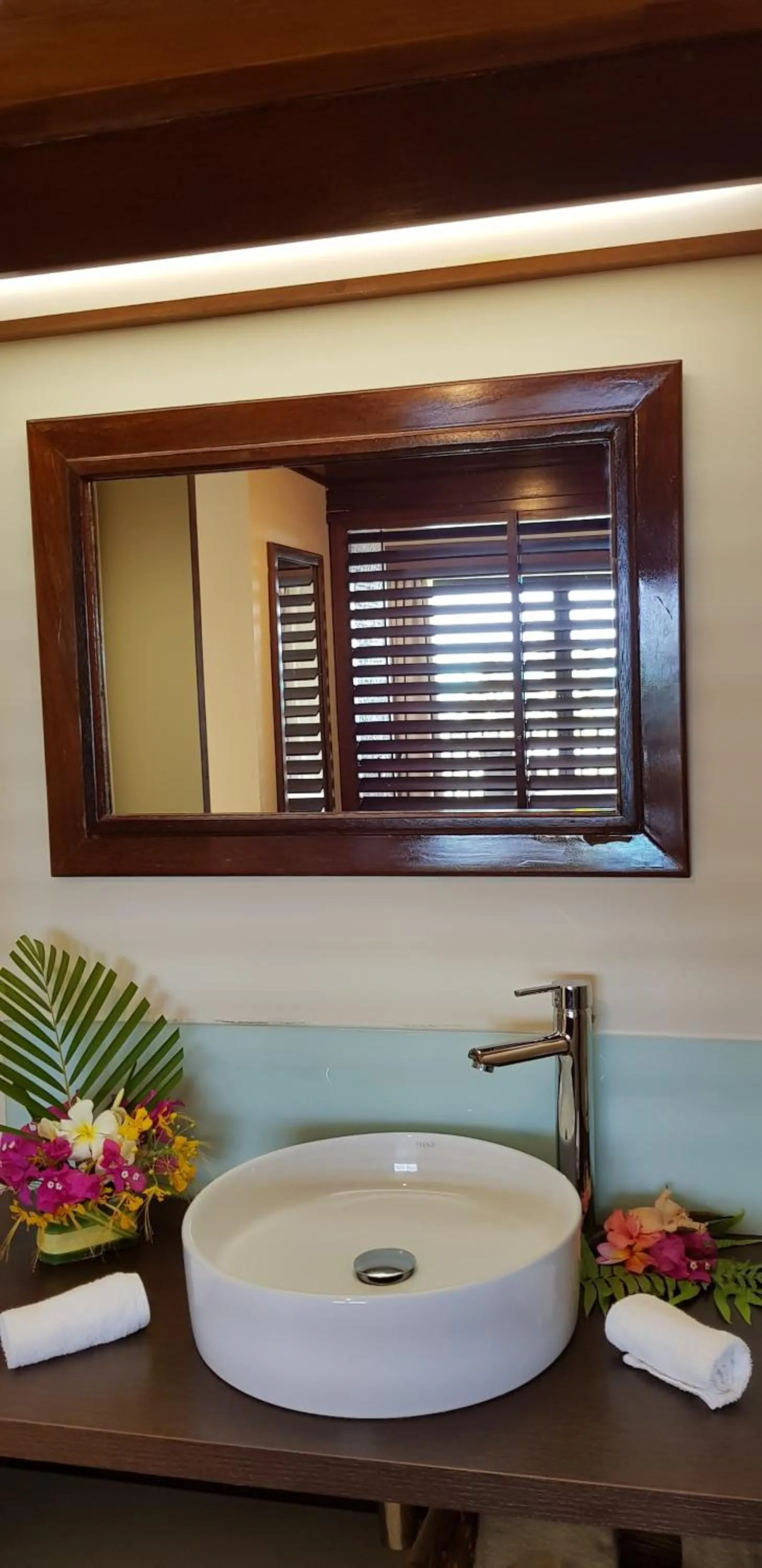 Bathroom in Maitai Bora Bora