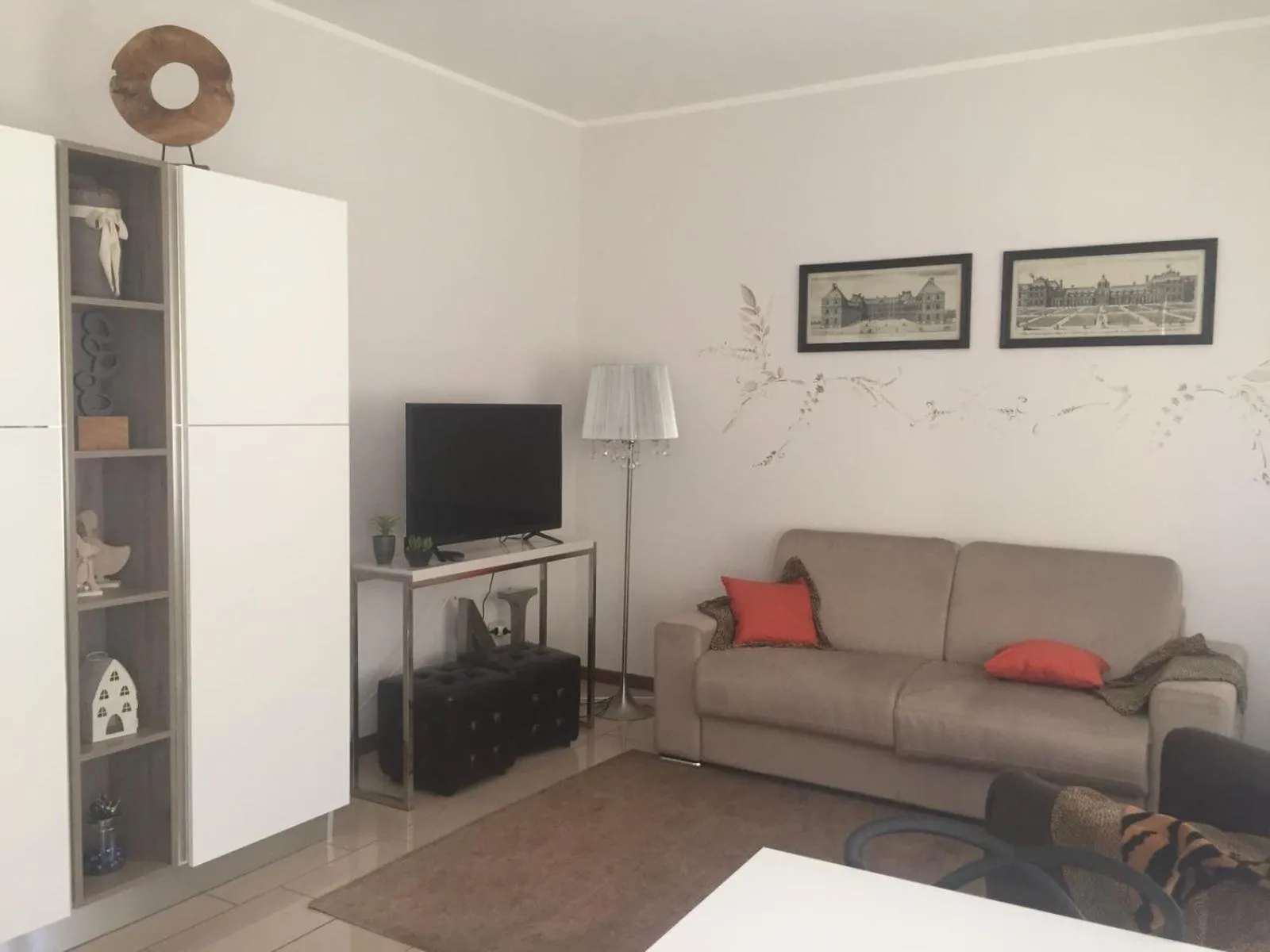 Communal lounge/ TV room in Casa Stella