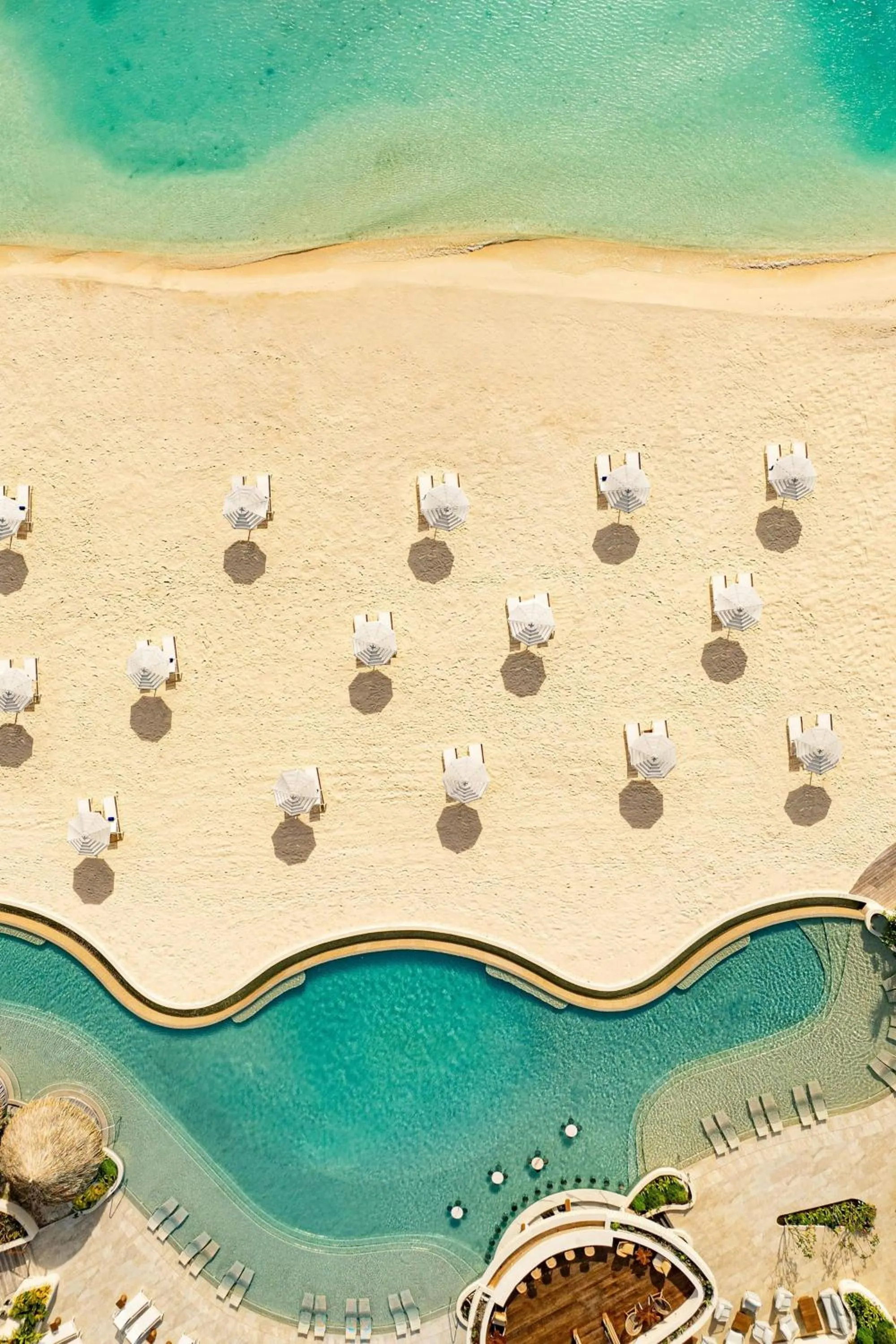 Swimming pool in Westin Bora Bora Resort & Spa