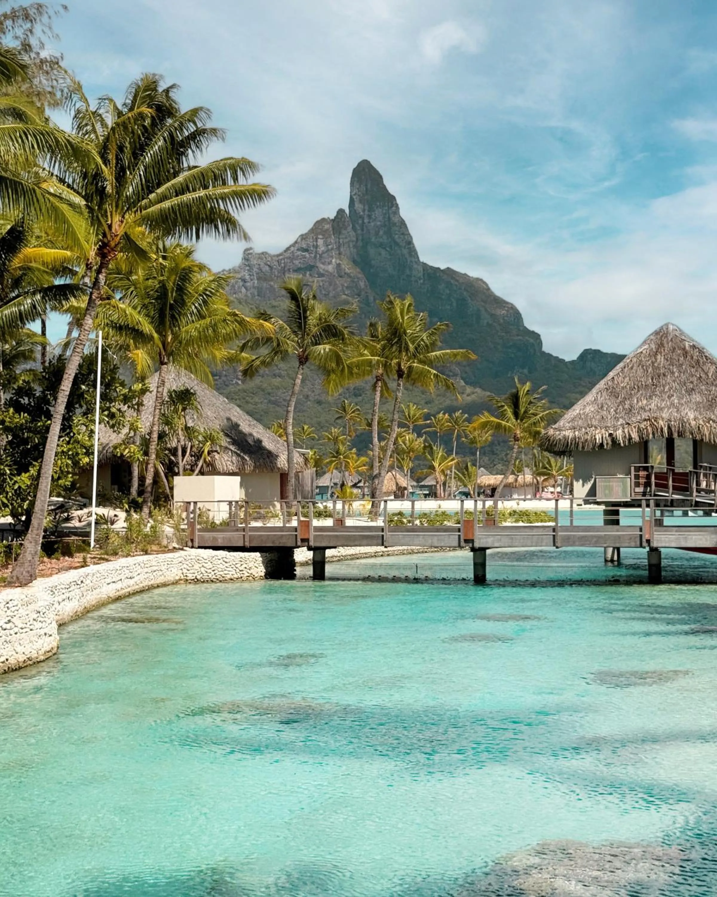 Restaurant/places to eat in Westin Bora Bora Resort & Spa