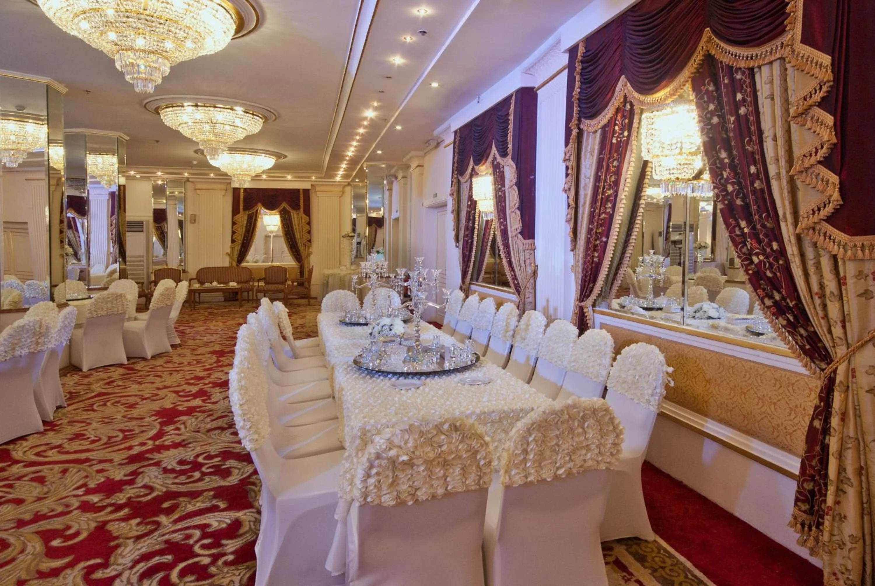 Banquet/Function facilities in Royal Casablanca