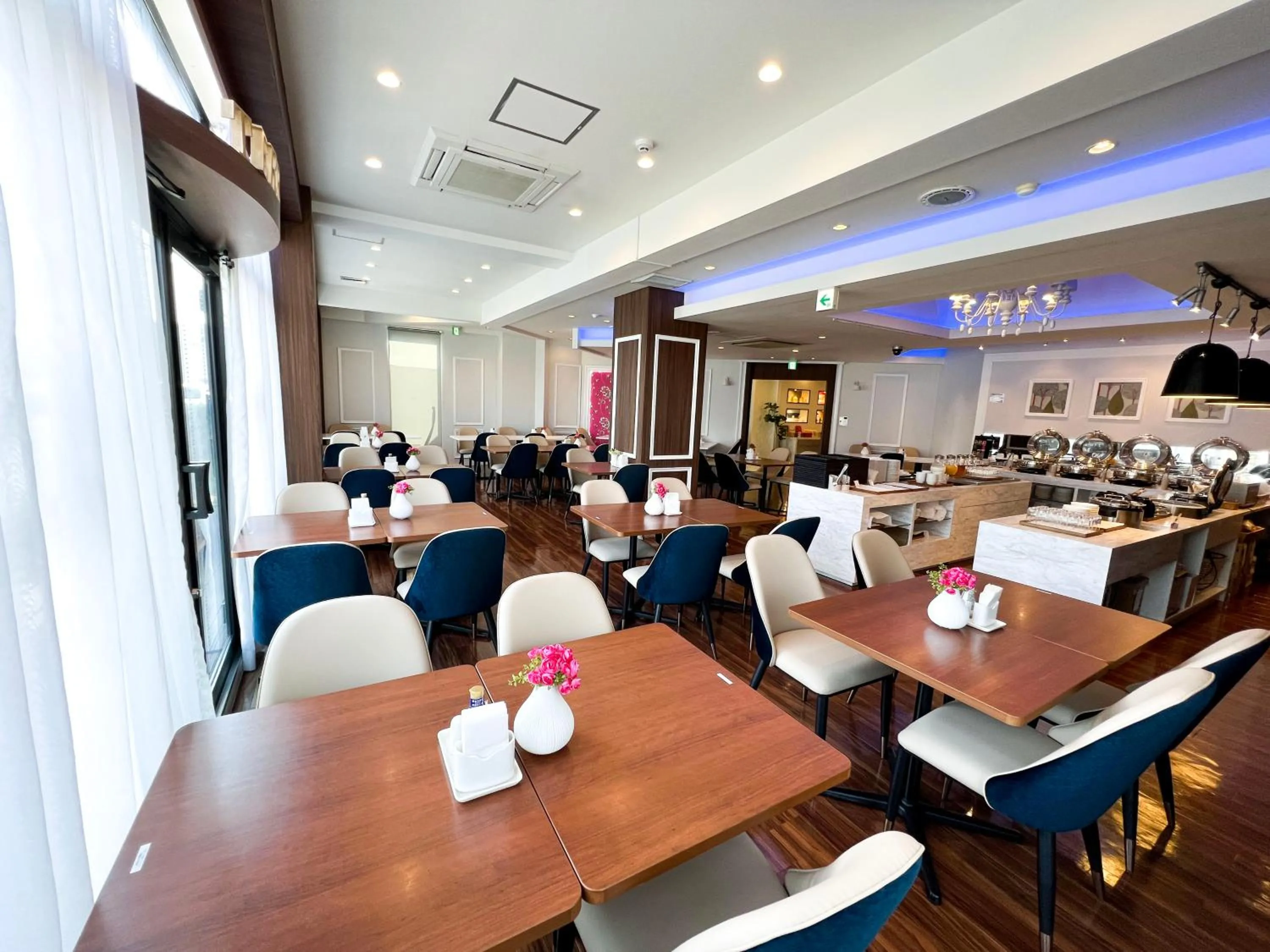 Restaurant/places to eat in Grand Park Hotel Panex Chiba
