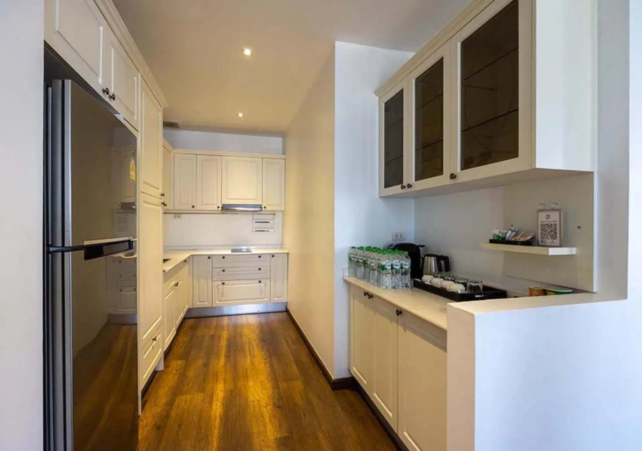 Kitchen or kitchenette in Le Thatluang D'oR Boutique Hotel