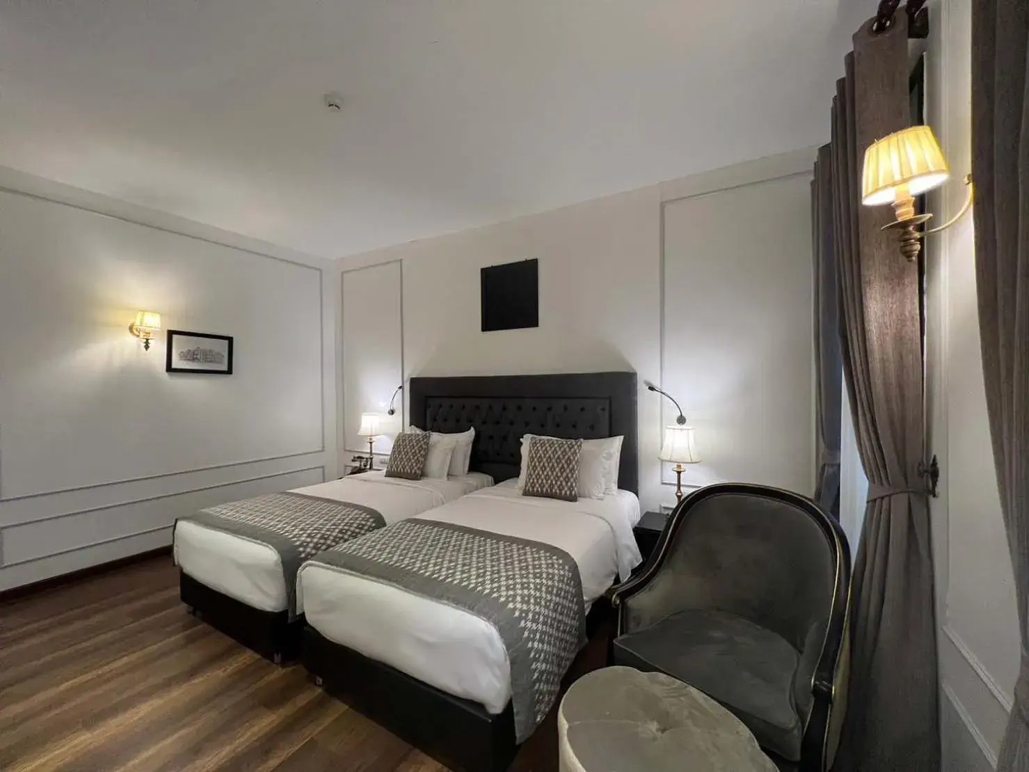 Premier Double or Twin Room in Le Thatluang D'oR Boutique Hotel Premier Double or Twin Room in Le Thatluang D'oR Boutique Hotel