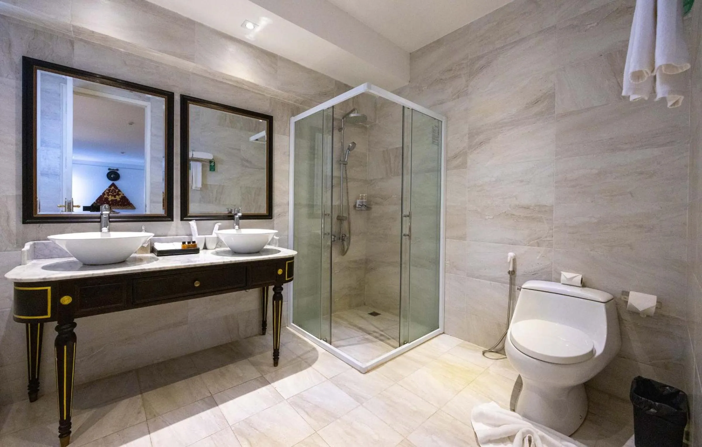 Bathroom in Le Thatluang D'oR Boutique Hotel