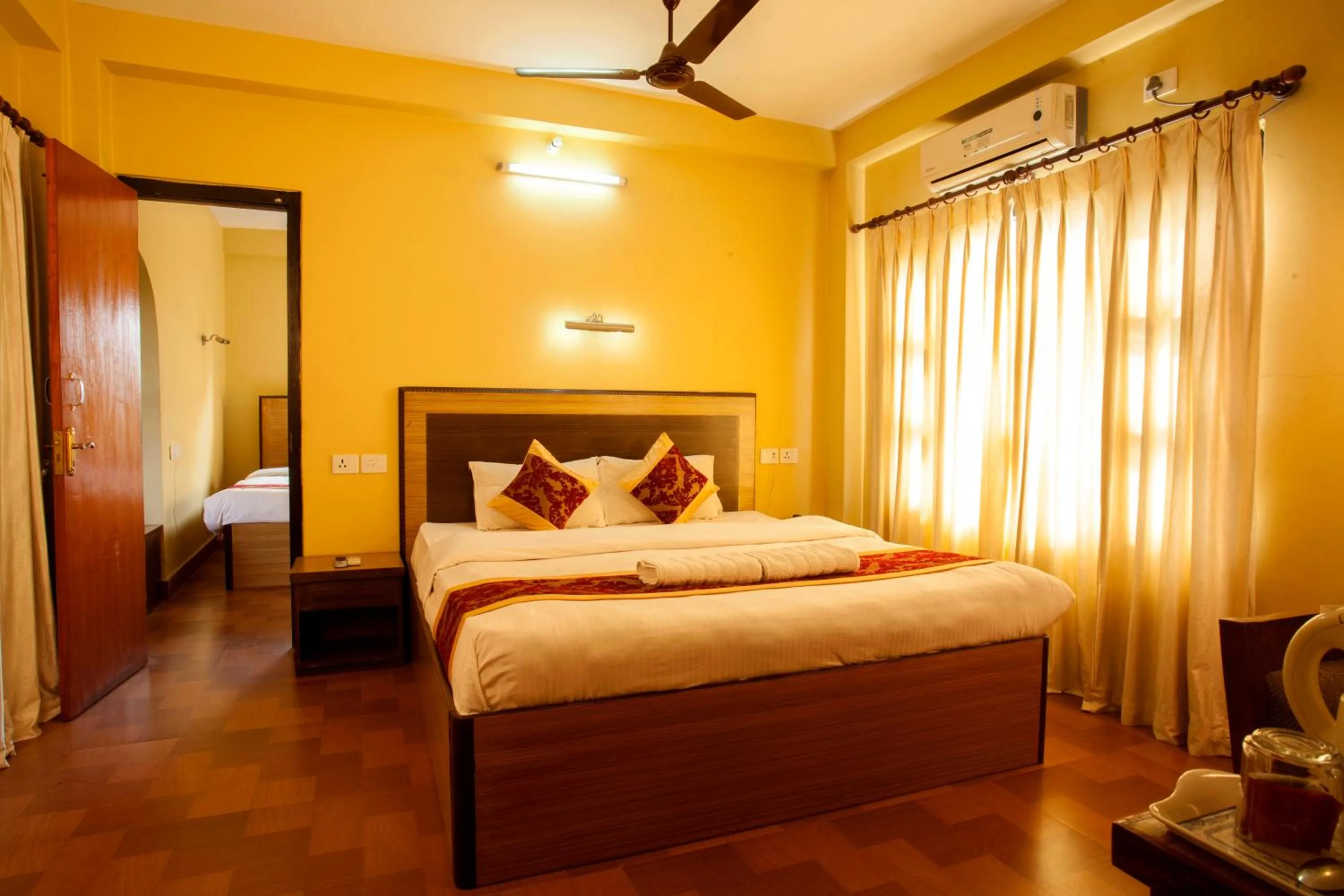 Bedroom, Bed in Jungle Safari Lodge- Serenity in the Wild