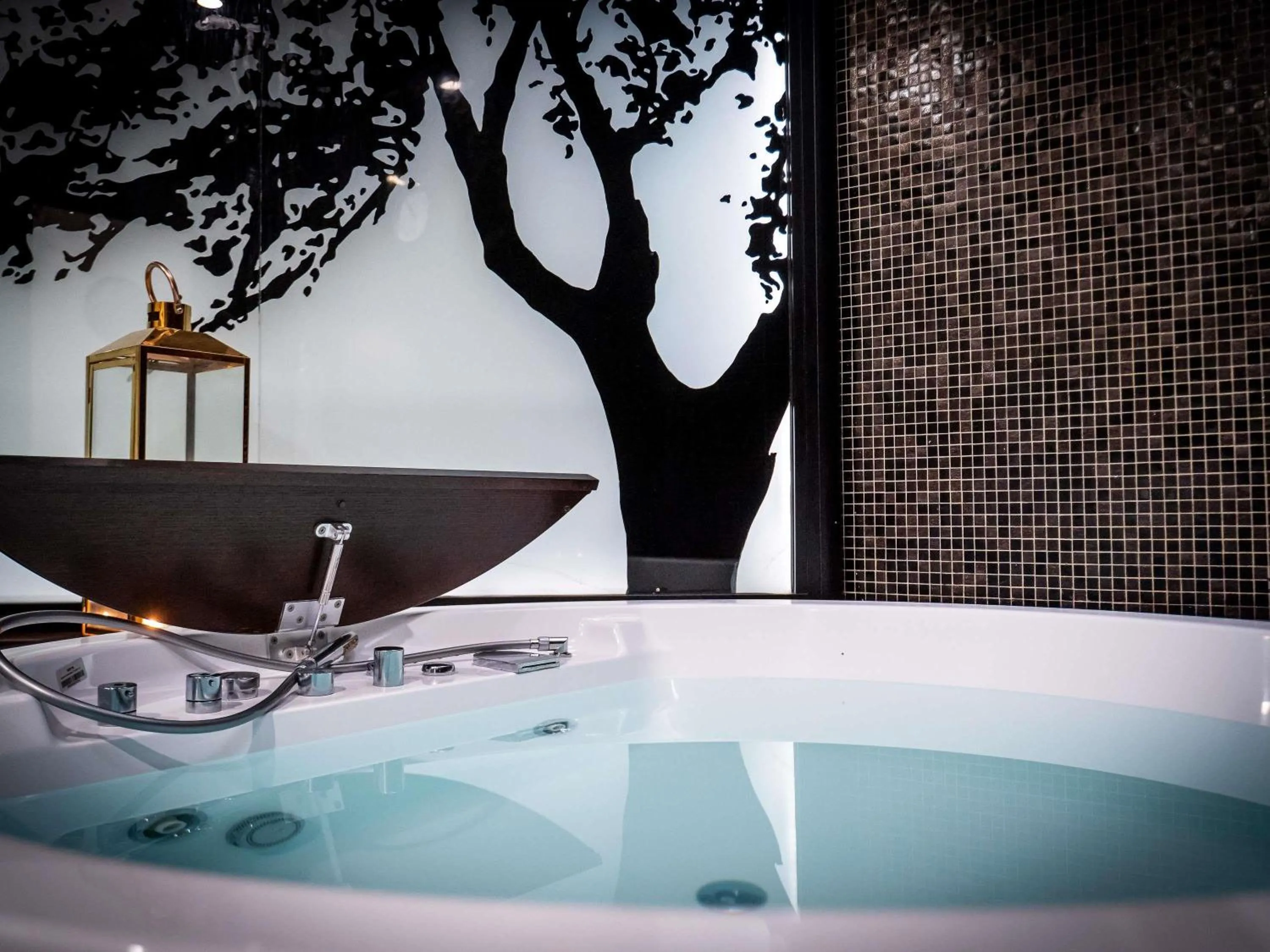 Spa and wellness centre/facilities in Mövenpick Hotel du Lac Tunis