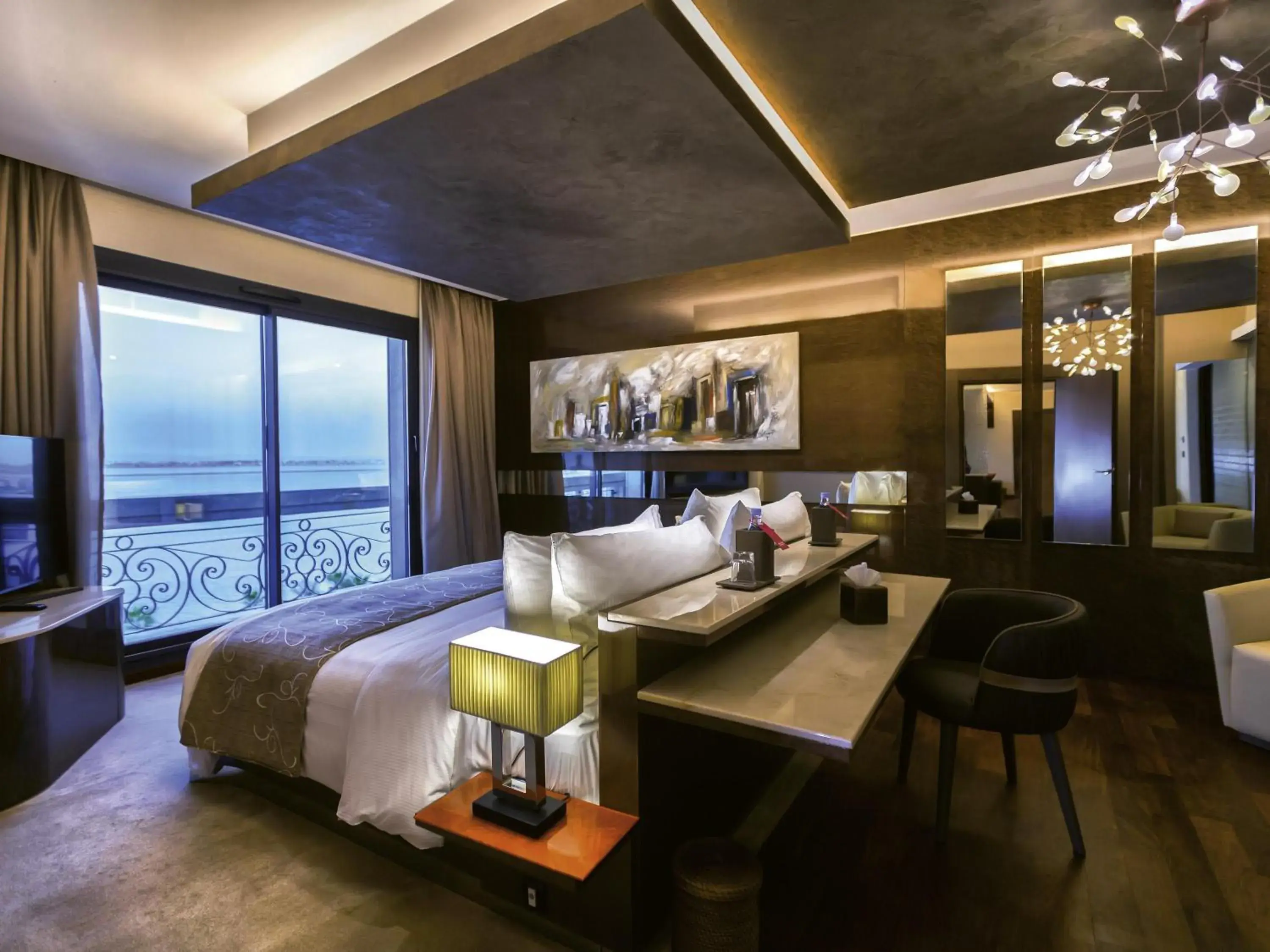 Presidential Suite with Lake View in Mövenpick Hotel du Lac Tunis Presidential Suite with Lake View in Mövenpick Hotel du Lac Tunis