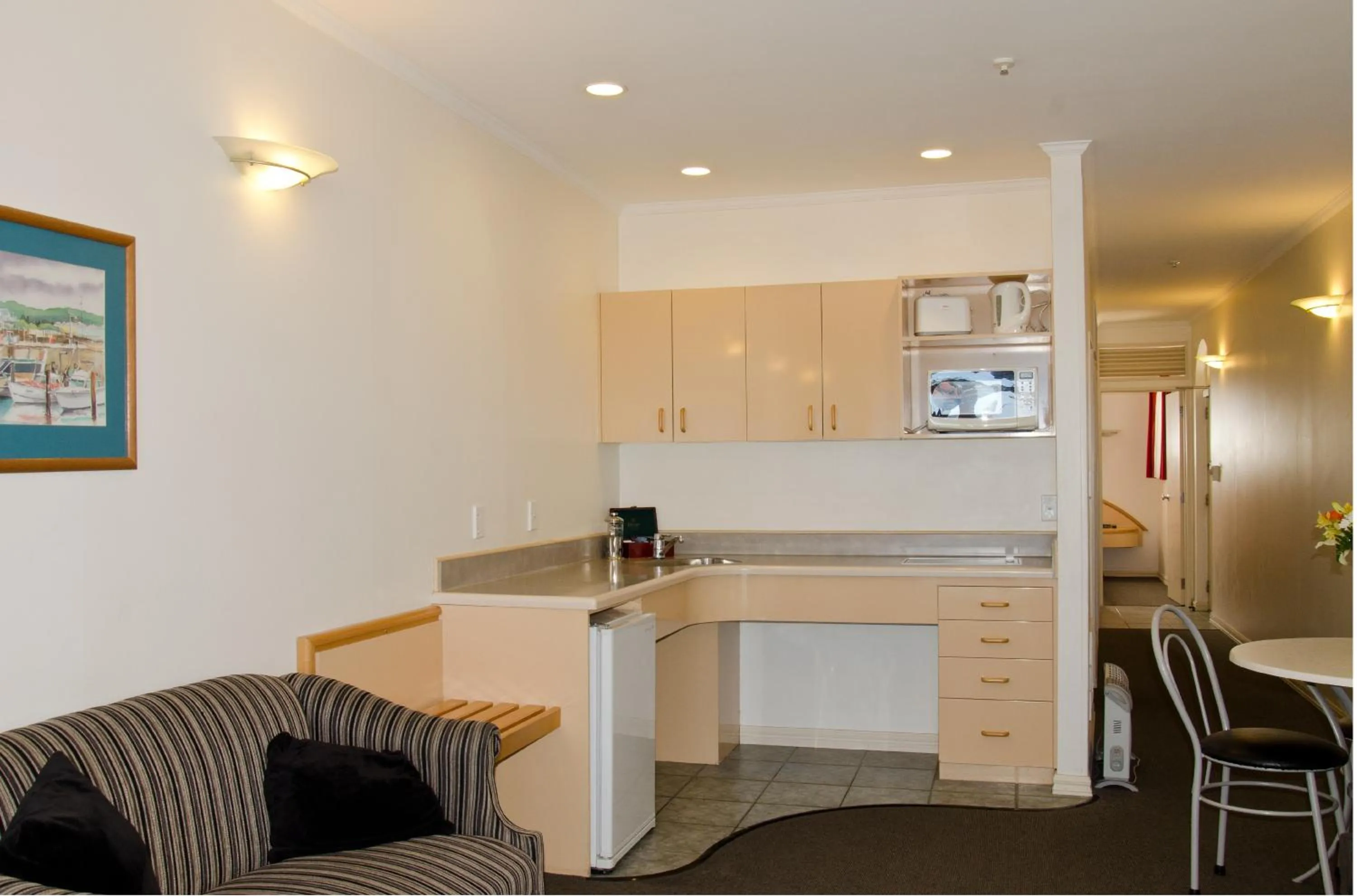 Kitchen or kitchenette in Beachfront Motel