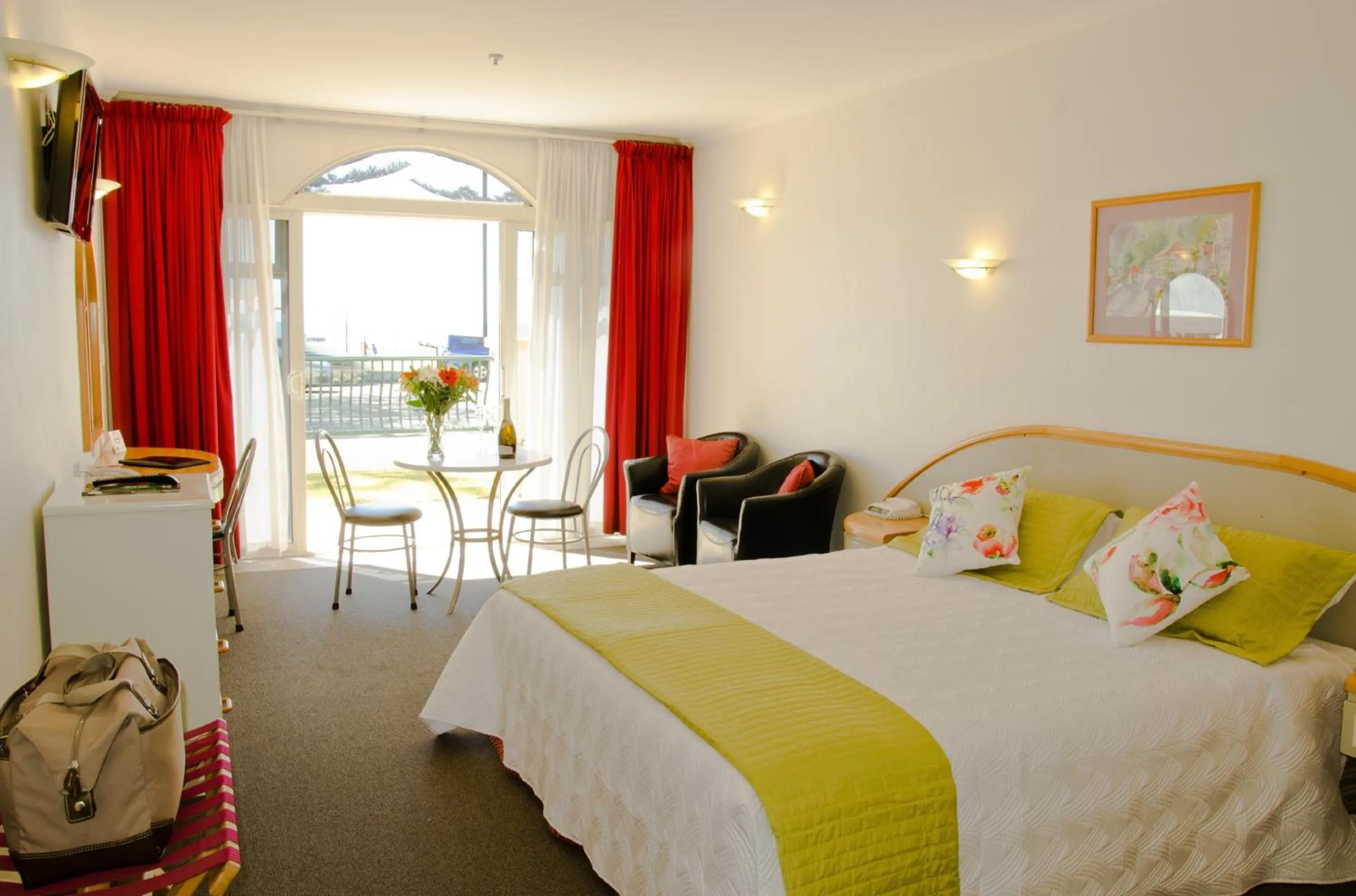 Bed in Beachfront Motel