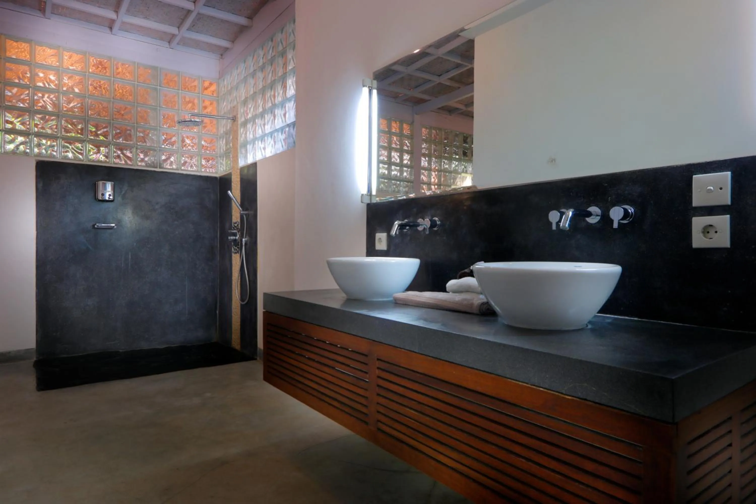 Bathroom in Pearl Boutique Hotel Adult only