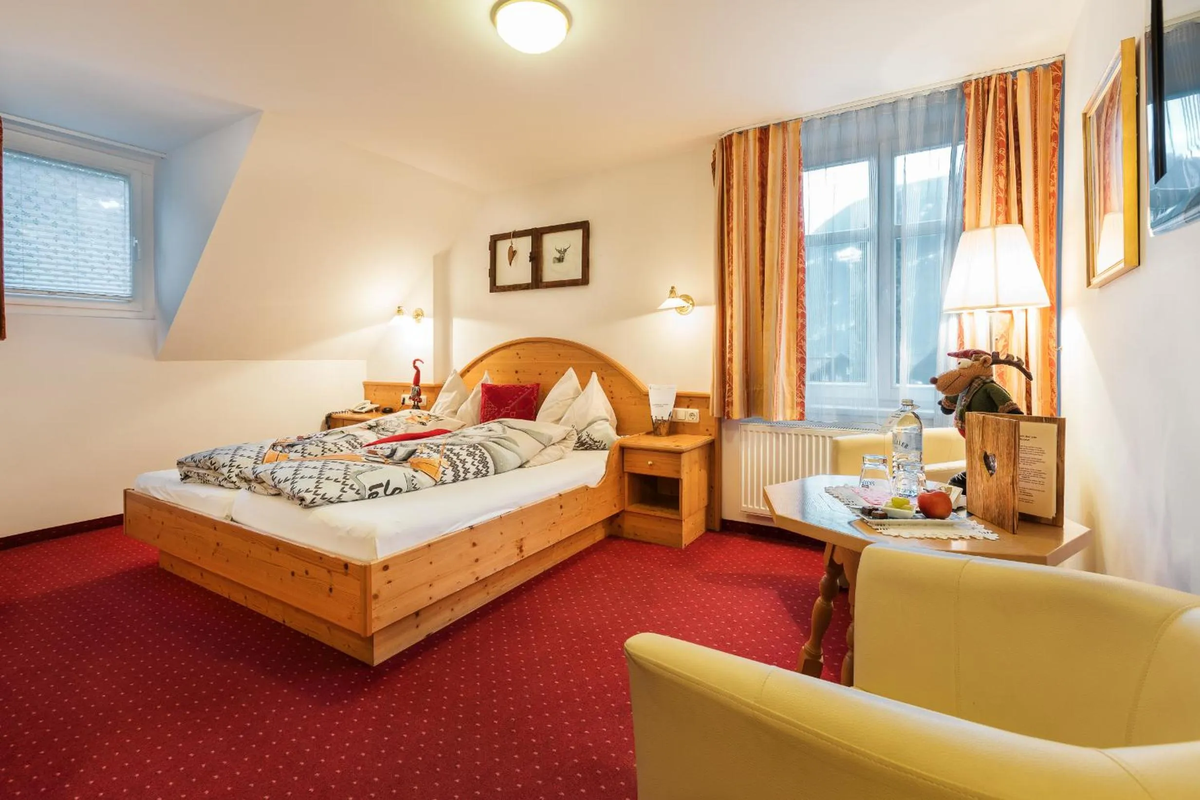 Photo of the whole room, Bed in Hotel Krone