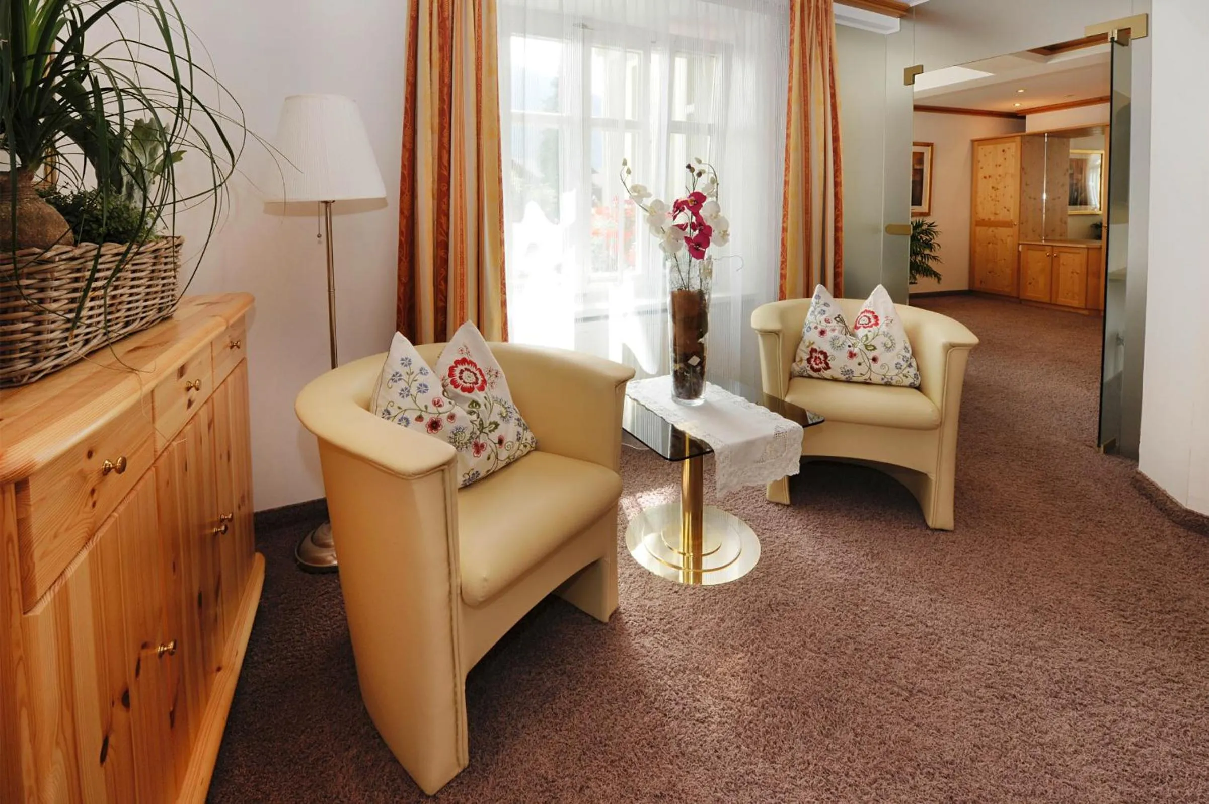 Seating area in Hotel Krone