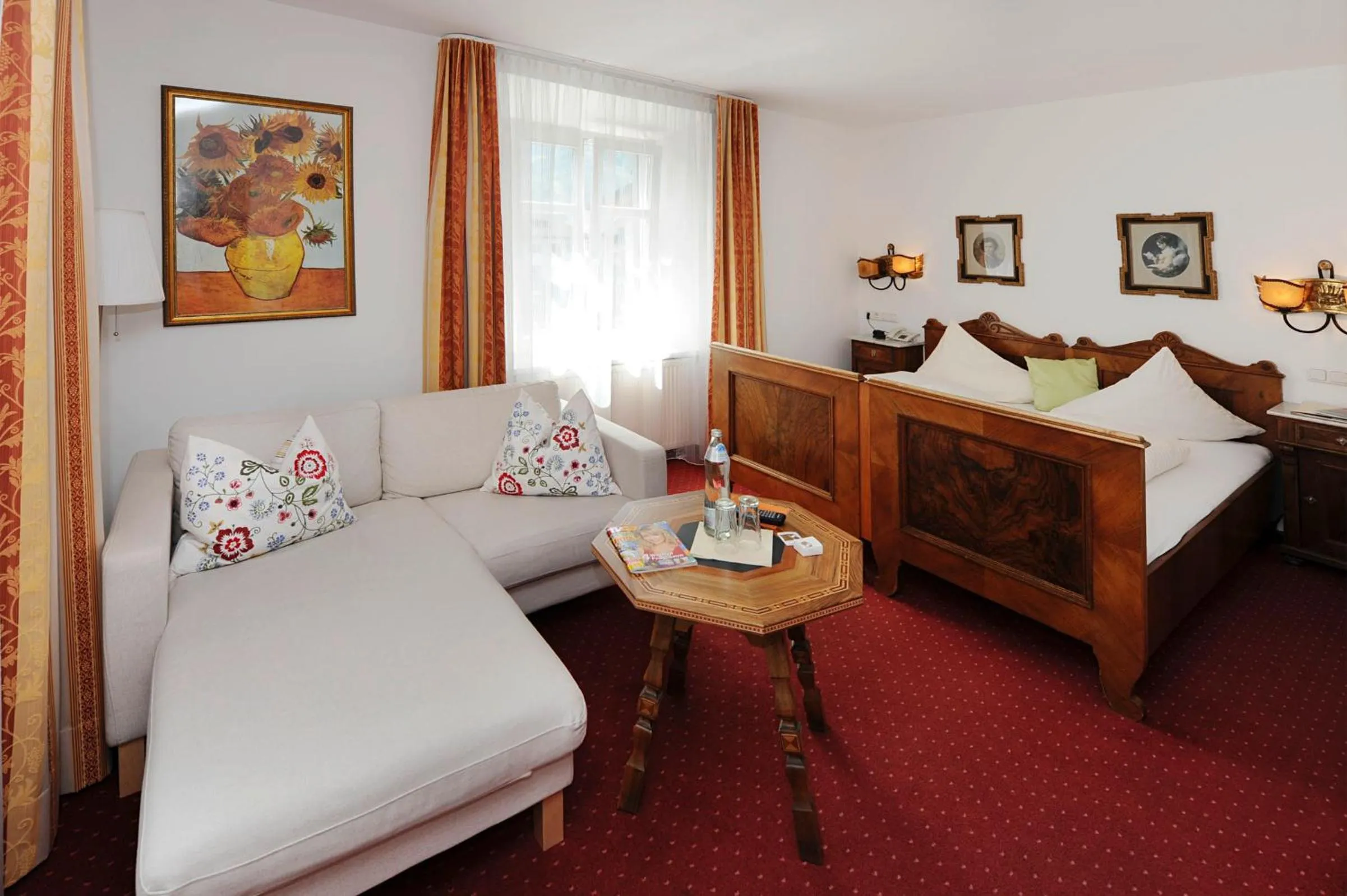 Photo of the whole room, Bed in Hotel Krone