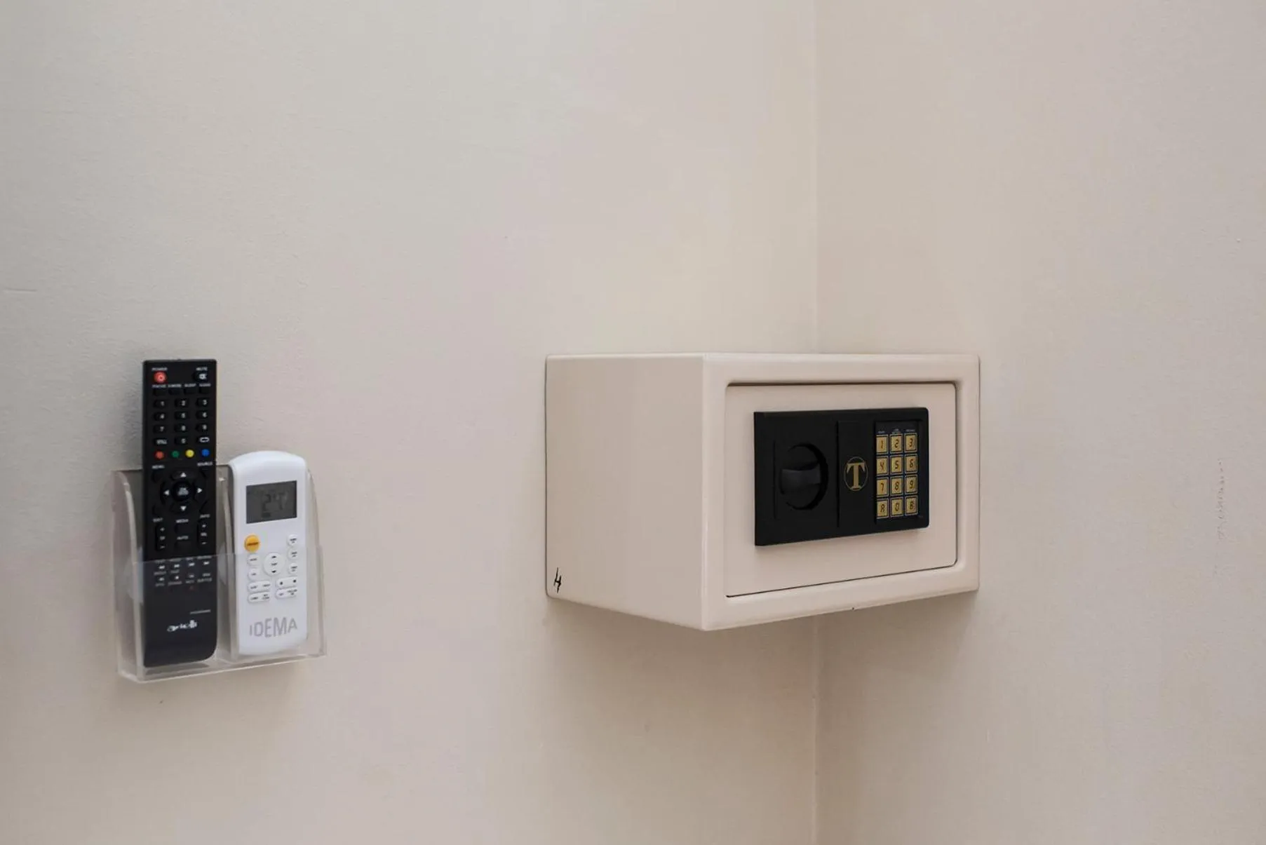 Other in TOHOUSE Rooms