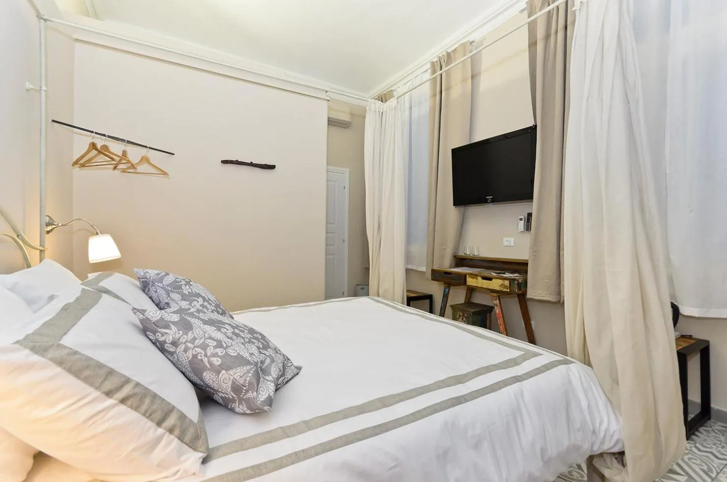 Bedroom, Bed in TOHOUSE Rooms