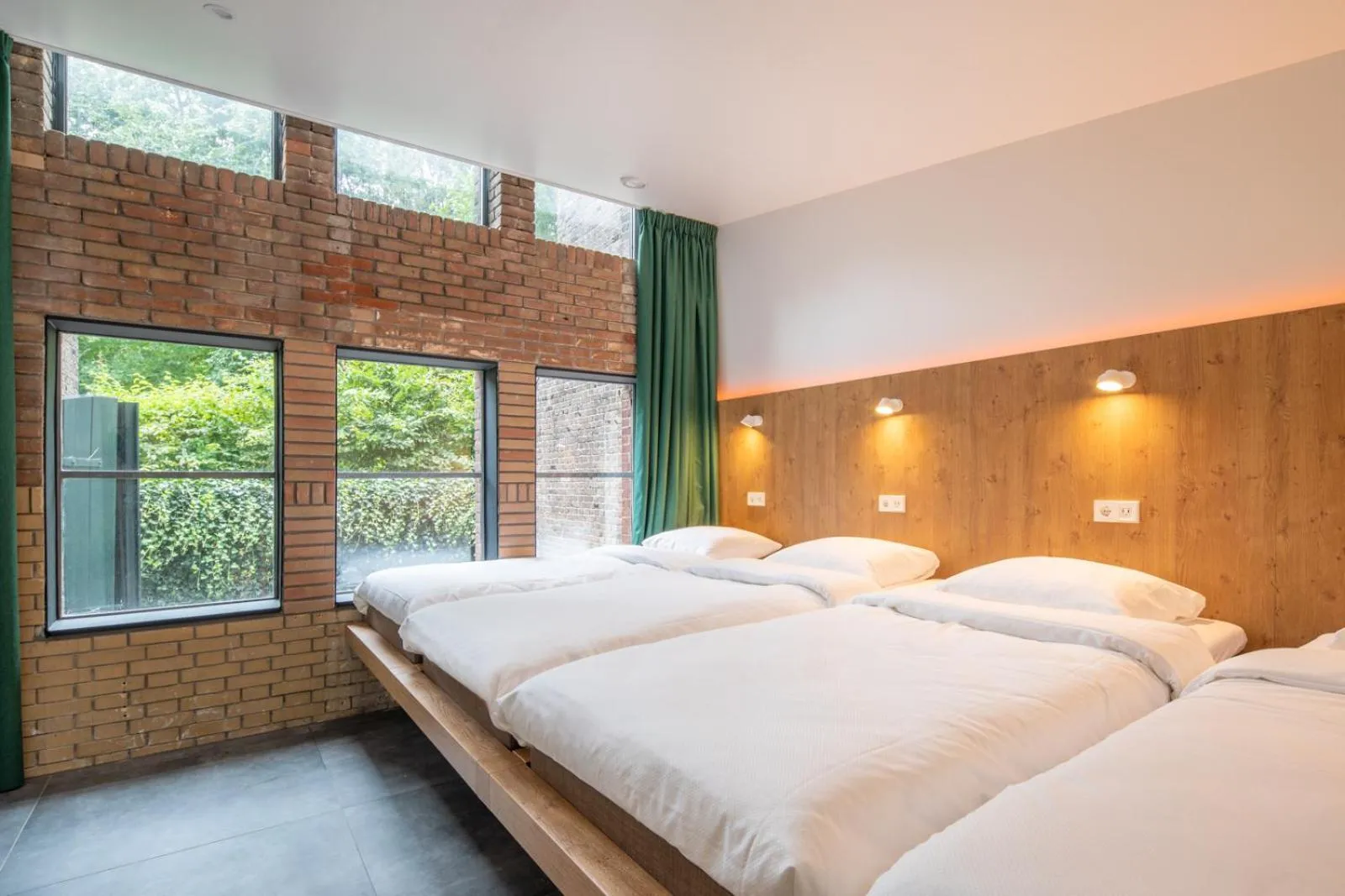 Bed in Bunk Hotel Amsterdam